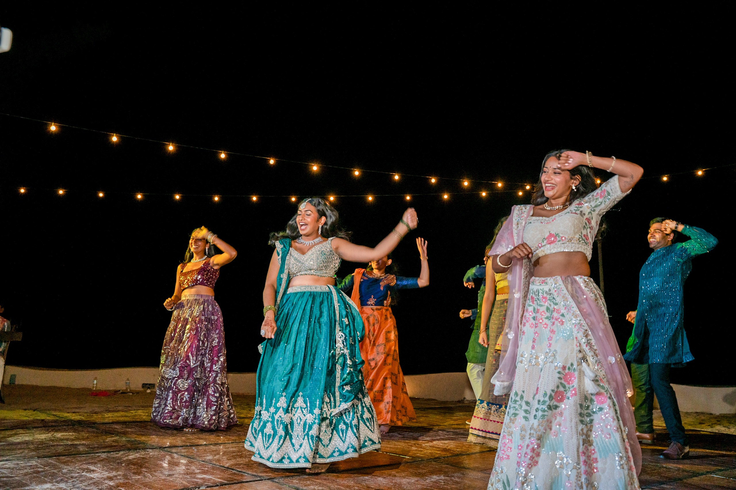 Rachi & Arjun. Elopement & Lifestyle Wedding Photographer