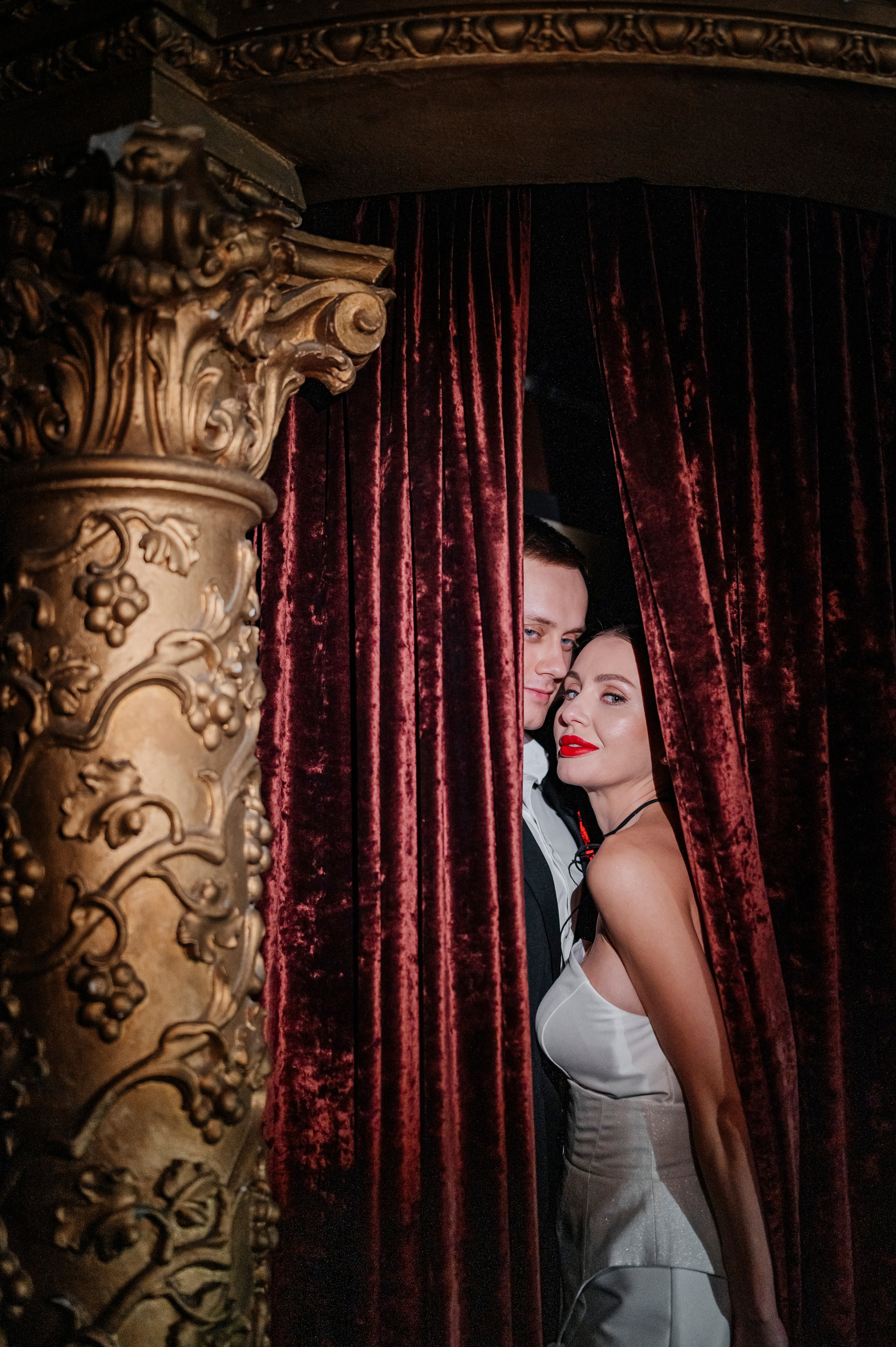 A Story in the Theatre. Fotograaf Tallinnas | Anna Borunova | Pulmafotograaf ja Perepildid