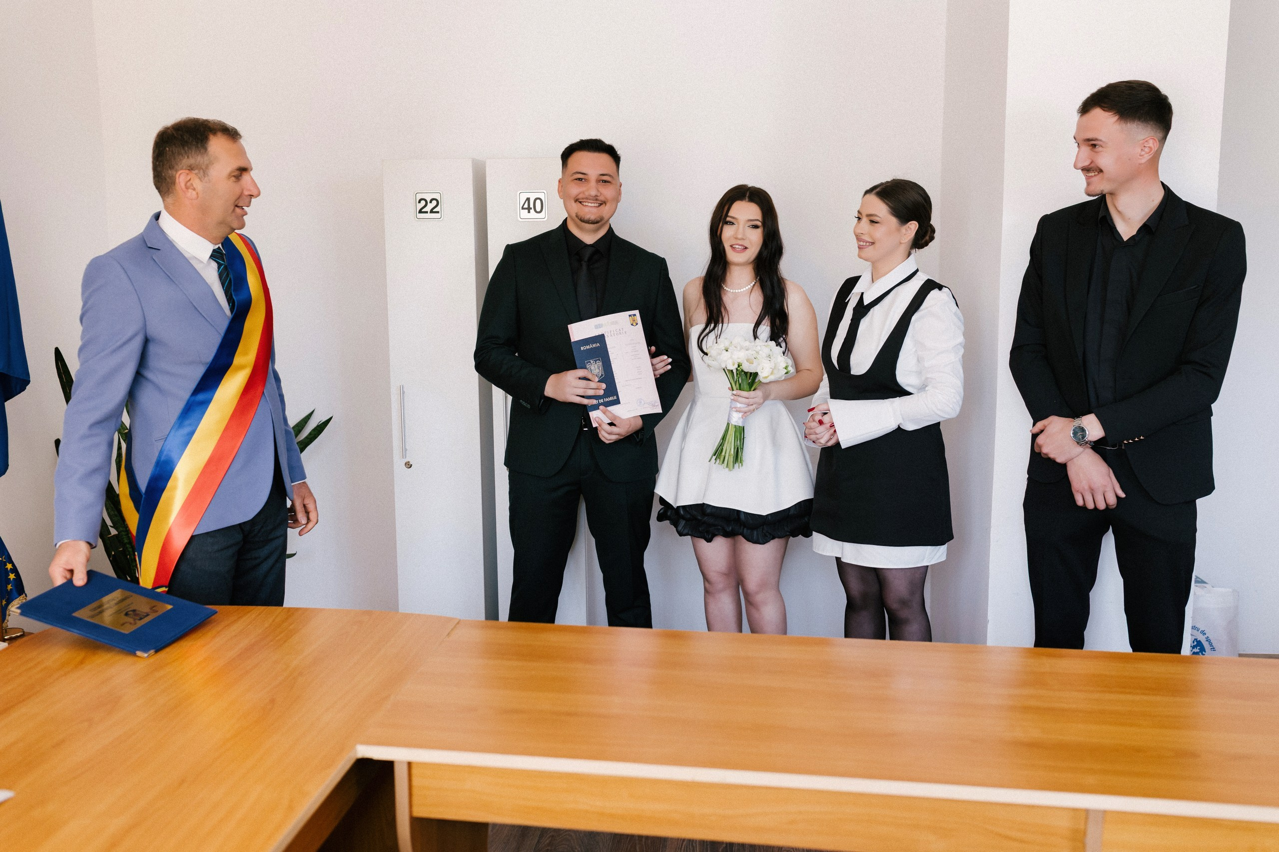 1. Alin Chirilă fotograf stare civilă Cordăreni Botoșani – Răzvan și Andra în ziua cununiei civile, emoții reale surprinse natural2. fotograf stare civilă Cordăreni Botoșani AlinoFotoStudio – miri fericiți după ceremonia civilă alături de familie3. Alin Chirilă fotograf Botoșani – Răzvan și Andra la starea civilă din Cordăreni4. fotograf nuntă Botoșani Alin Chirilă – ședință foto de cuplu în grădina de vară Casa Lux5. AlinoFotoStudio fotograf stare civilă Botoșani – portrete romantice cu Răzvan și Andra după cununia civilă6. fotograf evenimente Botoșani Alin Chirilă – miri și nași la restaurant Indigo - Casa Lux7. fotograf Cordăreni Botoșani – moment emoționant la semnarea actelor de căsătorie surprins de Alin Chirilă8. Alin Chirilă povestitor prin fotografie – stare civilă elegantă în județul Botoșani9. fotograf cununie civilă Botoșani – cadre naturale cu familia și apropiații la Casa Lux10. AlinoFotoStudio fotograf nuntă Botoșani – Răzvan și Andra la începutul unei noi povești de iubire - fotograf-Botoșani-fotograf-nuntă-Botoșani-fotograf-evenimente-Botoșani-servicii-foto-video-Botoșani-cununie-civilă-Cordăreni-Alin-Chirilă-fotograffotograf-nuntă-Botoșani-fotograf-stare-civilă-Botoșani-fotograf-Cordăreni-fotograf-evenimente-AlinoFotoStudioservicii-foto-video-Botoșani-fotograf-profesionist-Botoșani-fotograf-cununie-civilă-fotograf-nuntă-Cordărenifotograf-evenimente-Botoșani-fotograf-botez-Botoșani-fotograf-nuntă-Botoșani-Alin-Chirilă-povestitor-prin-fotografiefotograf-Botoșani-fotograf-Suceava-fotograf-Iași-fotograf-nuntă-moldova-servicii-foto-videofotograf-cununie-civilă-Botoșani-fotograf-stare-civilă-Cordăreni-fotograf-miri-Botoșanifotograf-restaurante-Botoșani-fotograf-Casa-Lux-Botoșani-fotograf-petrecere-eveniment-BotoșaniAlinoFotoStudio-fotograf-Botoșani-fotograf-nuntă-premium-fotograf-evenimente-private-Botoșanifotograf-nuntă-ieftin-Botoșani-fotograf-bun-Botoșani-fotograf-recomandat-Botoșani-servicii-fotofotograf-miri-Botoșani-fotograf-love-story-Botoșani-fotograf-ședință-foto-Botoșani-fotograf-cuplu