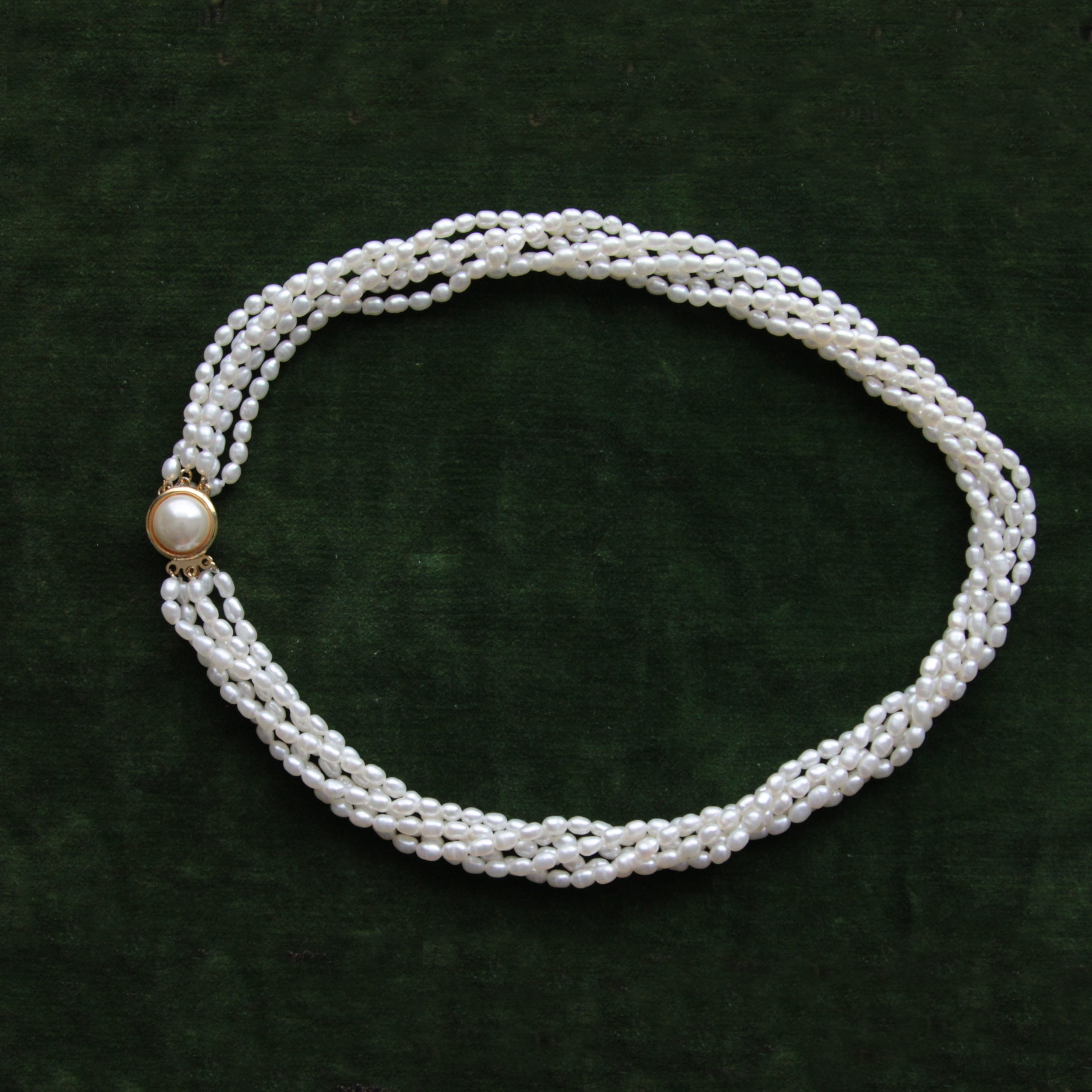 Pearl_1. Современнные и актикварные украшения в Барселоне, Москве и Санкт-Петербурге