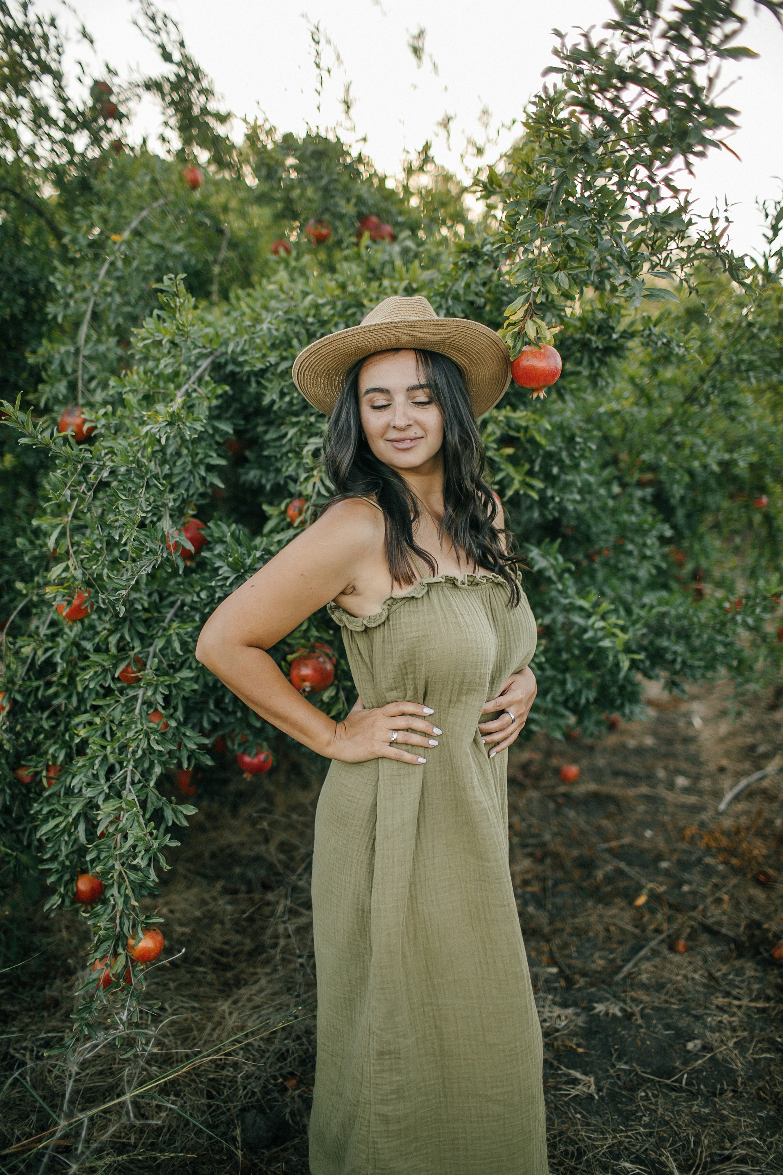 Binyamina garden. Family photographer in Israel