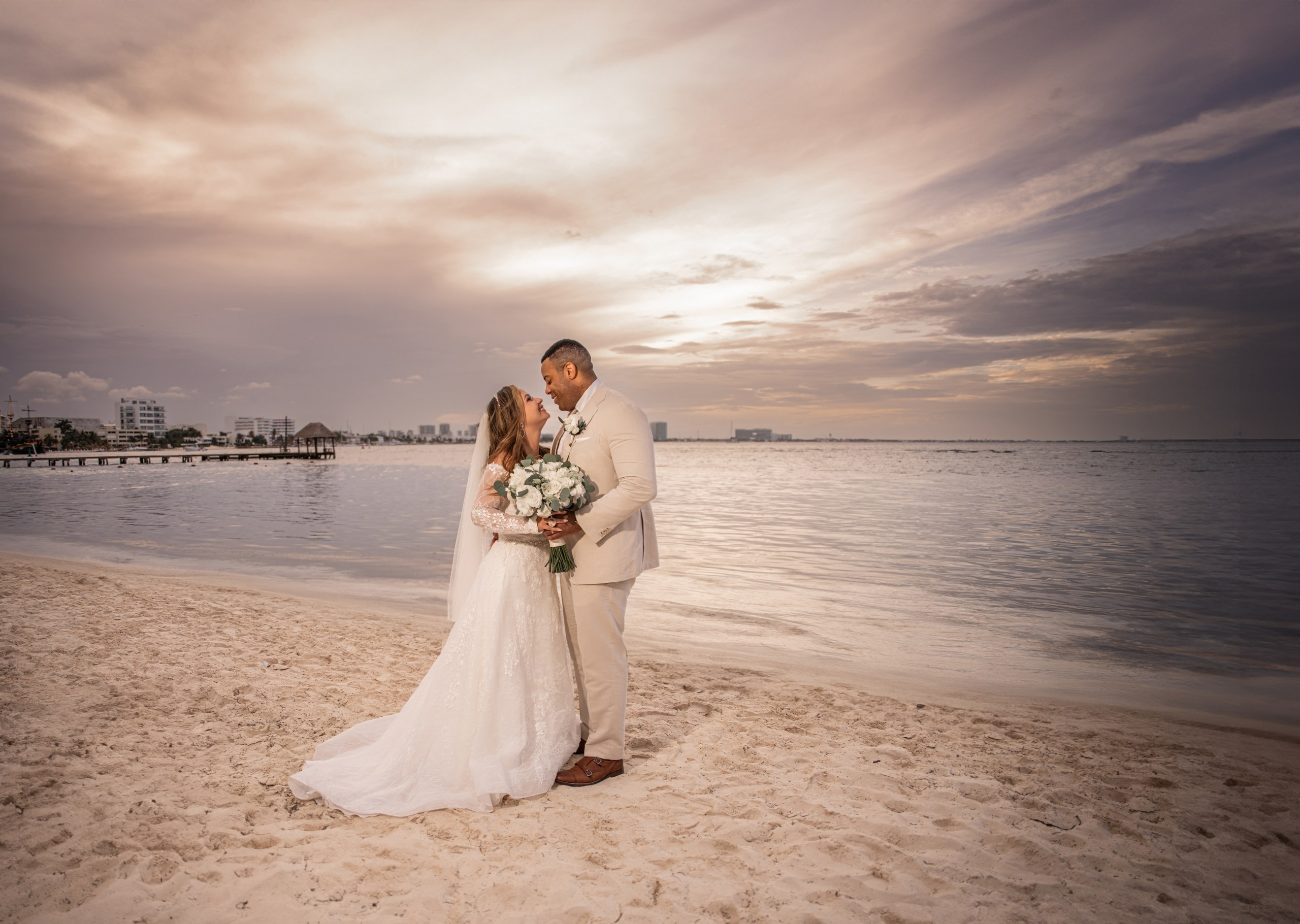 WeddingPhotos. Wedding photos and videos. Cancun, Tulum, Playa del Carmen, Los Cabos