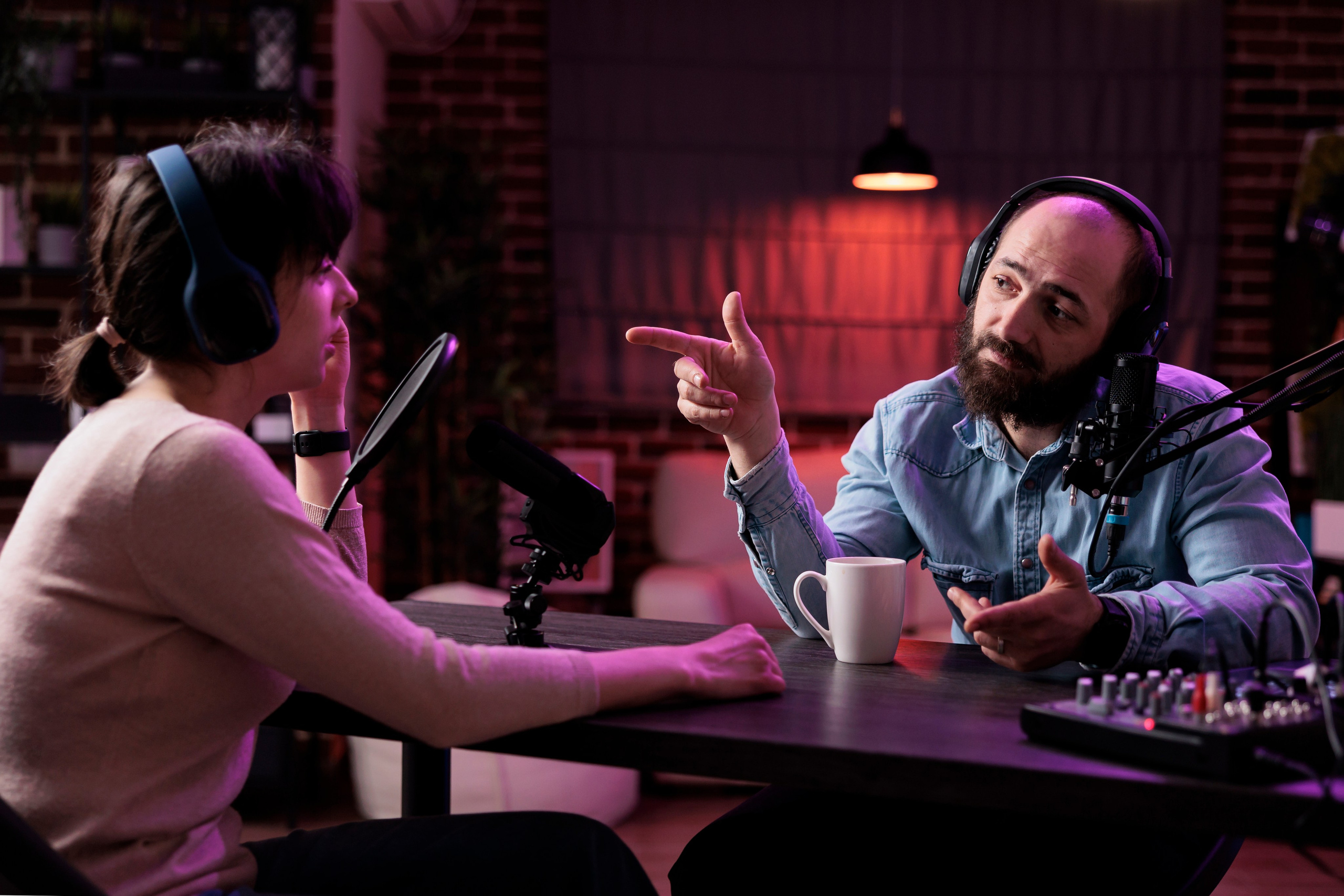 Главная. Zauglom — креативная продакшн-компания полного цикла