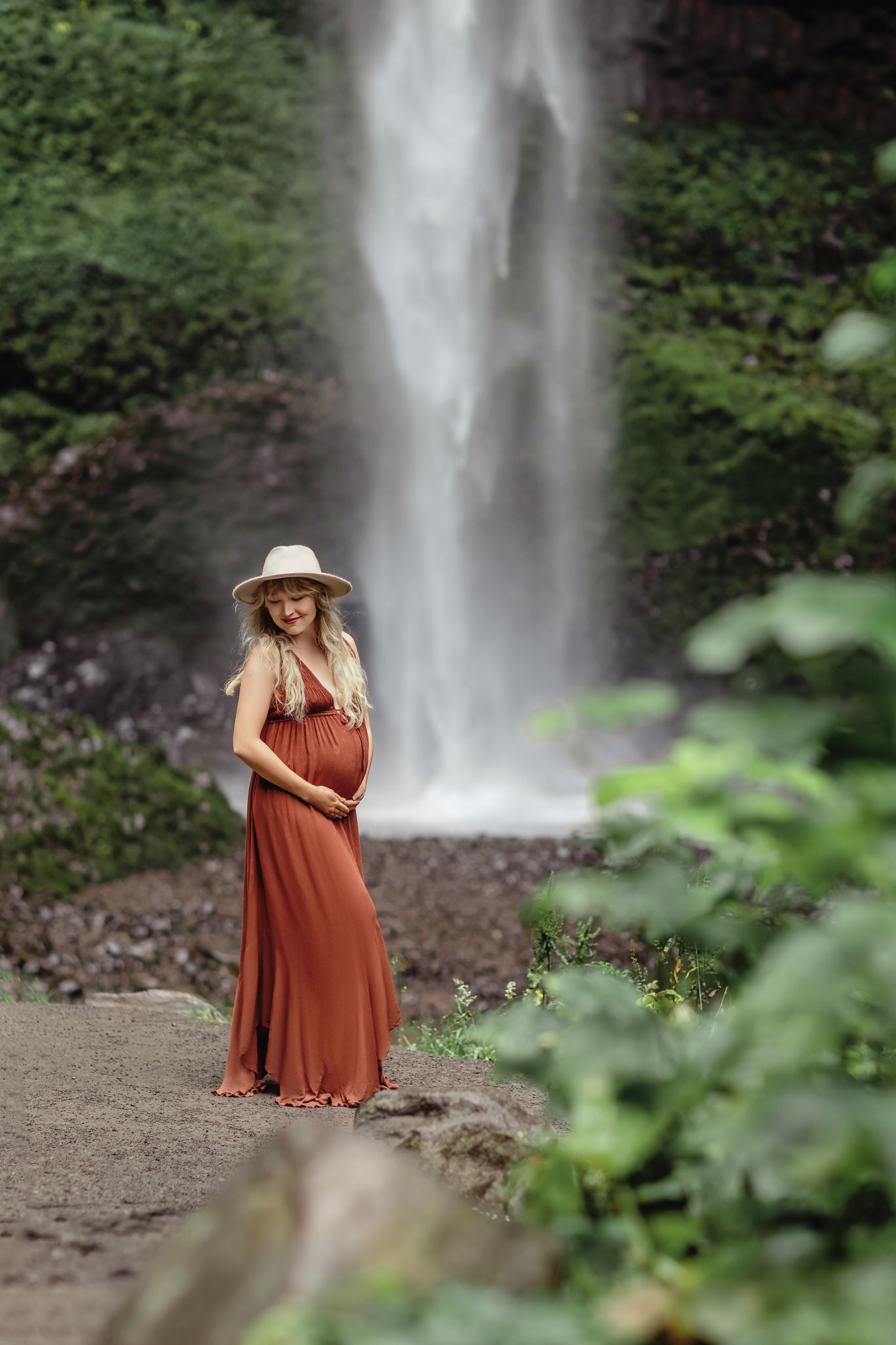 Jane Oregon Maternity Session. Family and Event photographer in Homestead and Miami areas of Florida