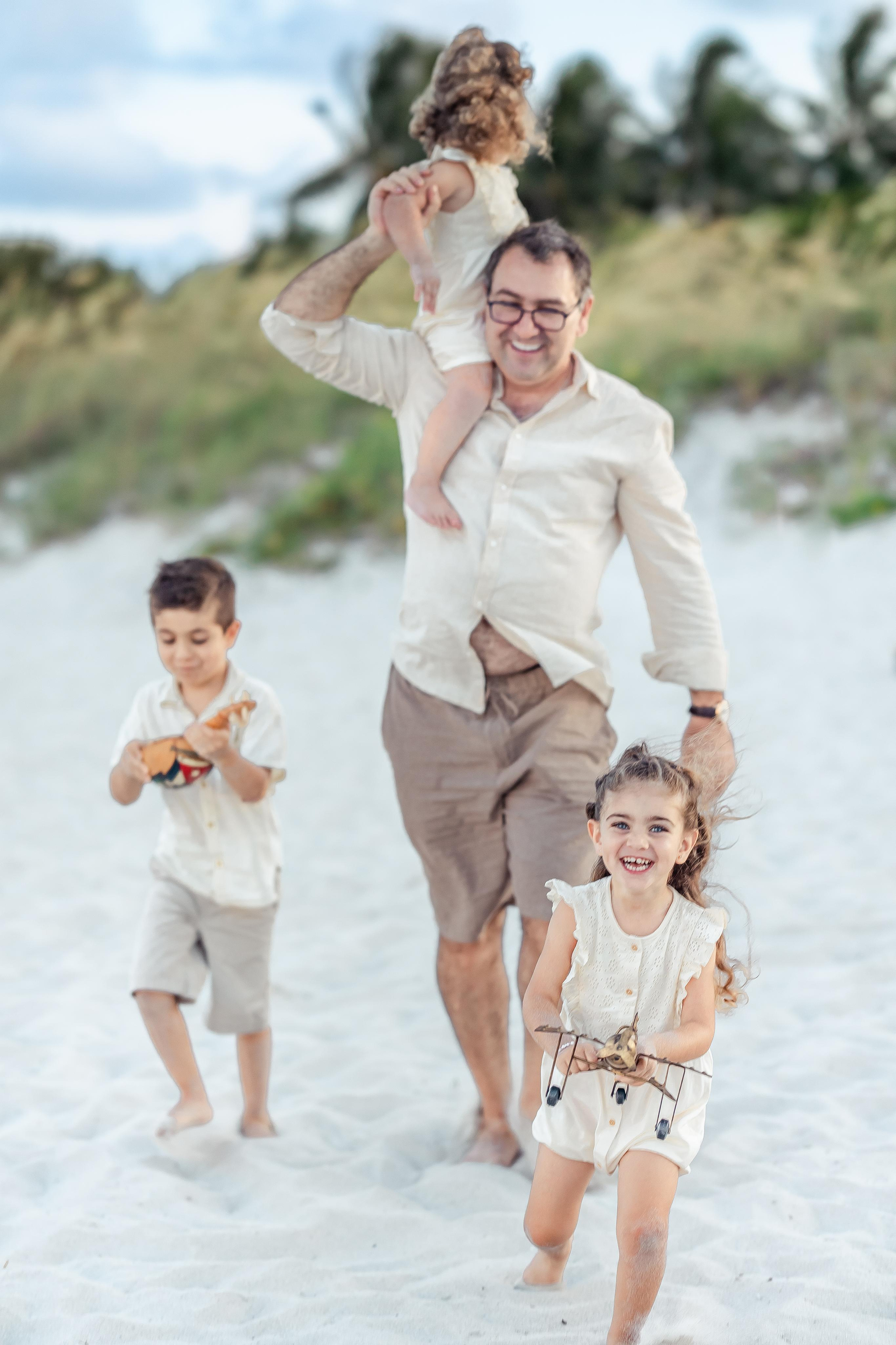 Lighthouse Family Session. Family and Event photographer in Homestead and Miami areas of Florida