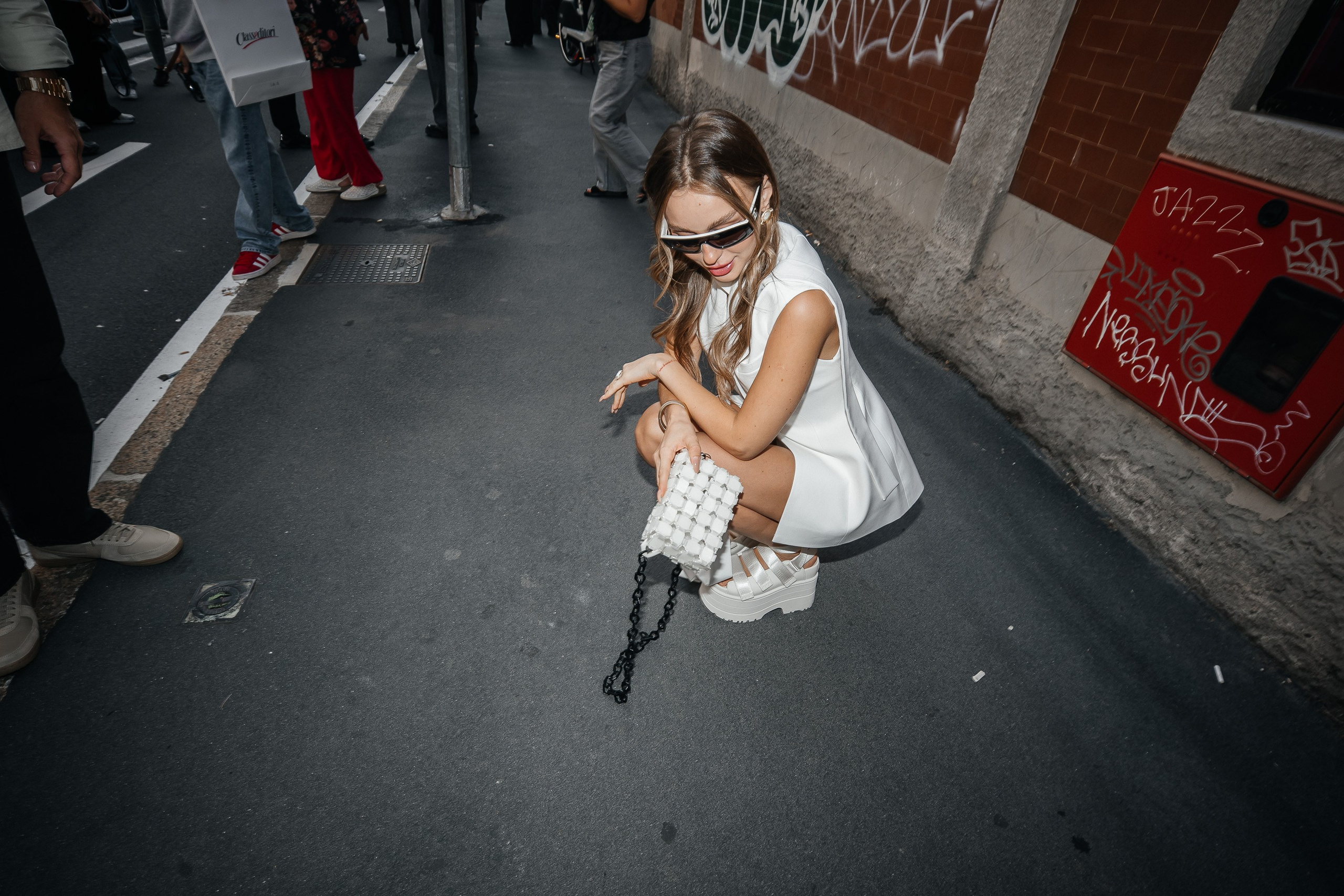 Prada ● Moschino. Valokuvaaja Lahti, Helsinki Elena Salonen