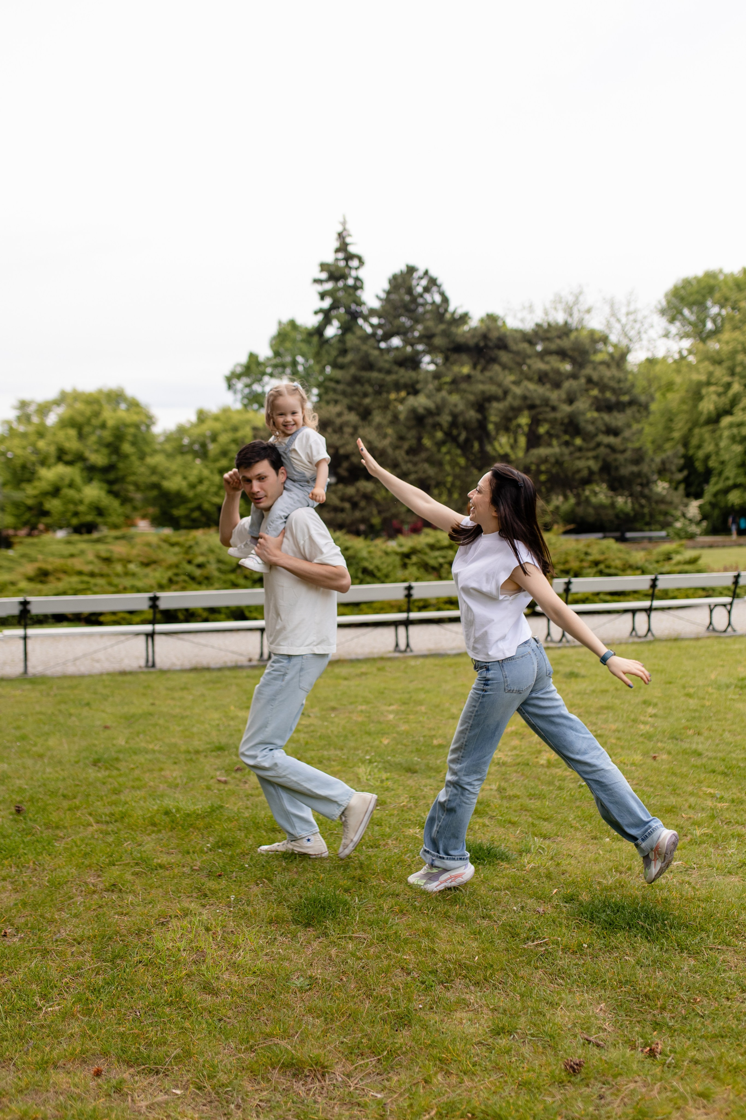 Денис+Настя+Єва. Весільний, сімейний фотограф Варшава