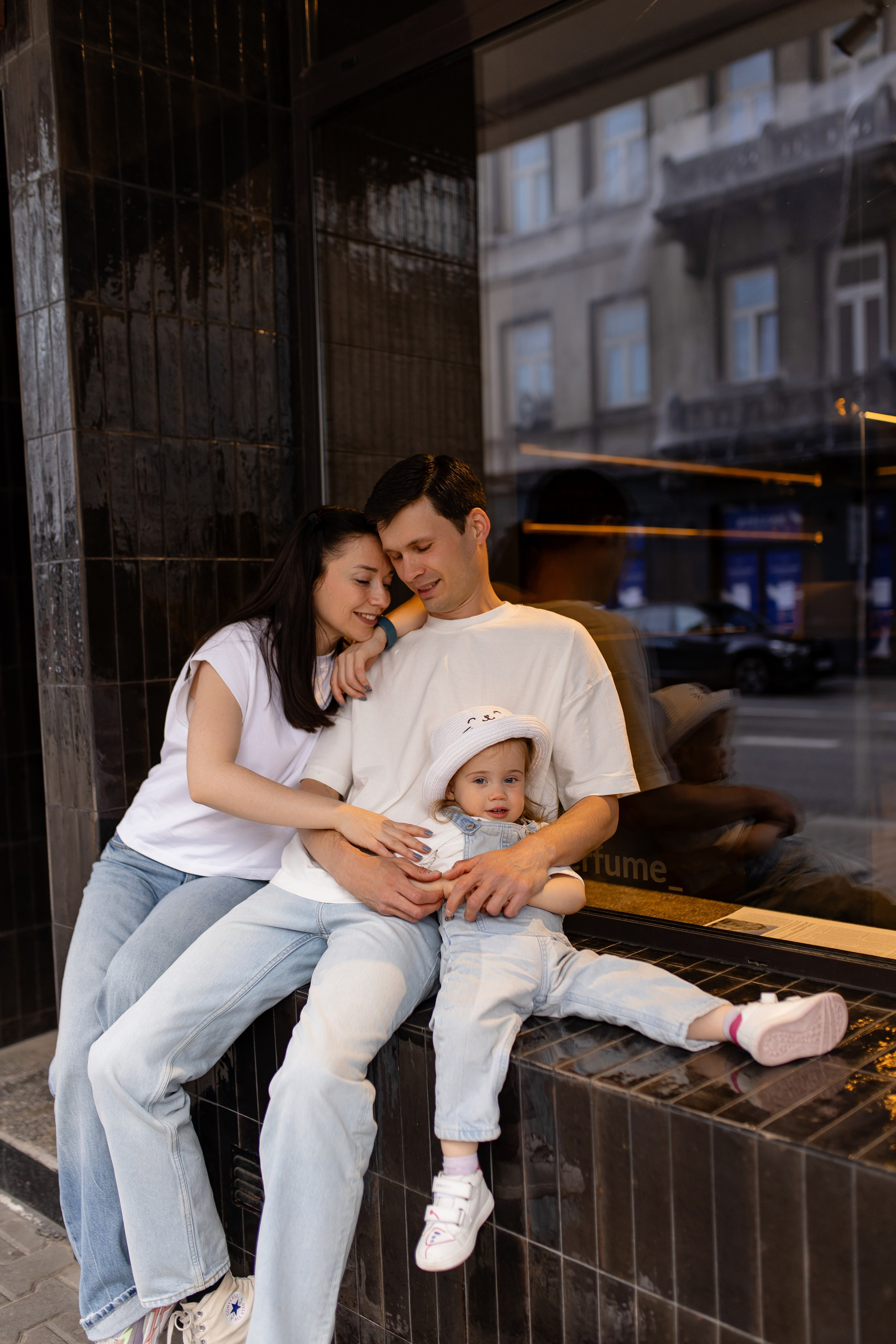 Денис+Настя+Єва. Весільний, сімейний фотограф Варшава