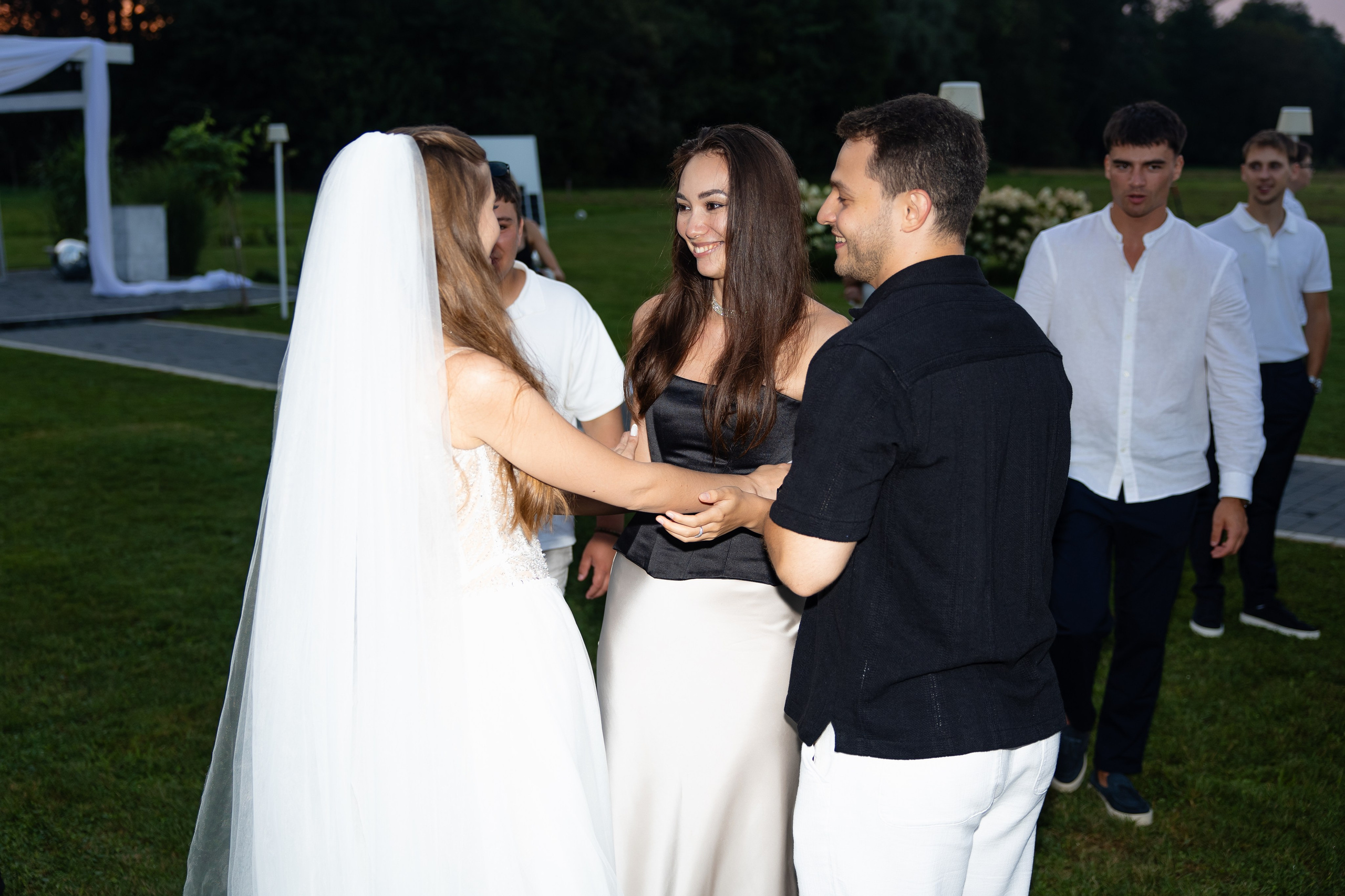 Артур + Анастасія. Весільний, сімейний фотограф Варшава