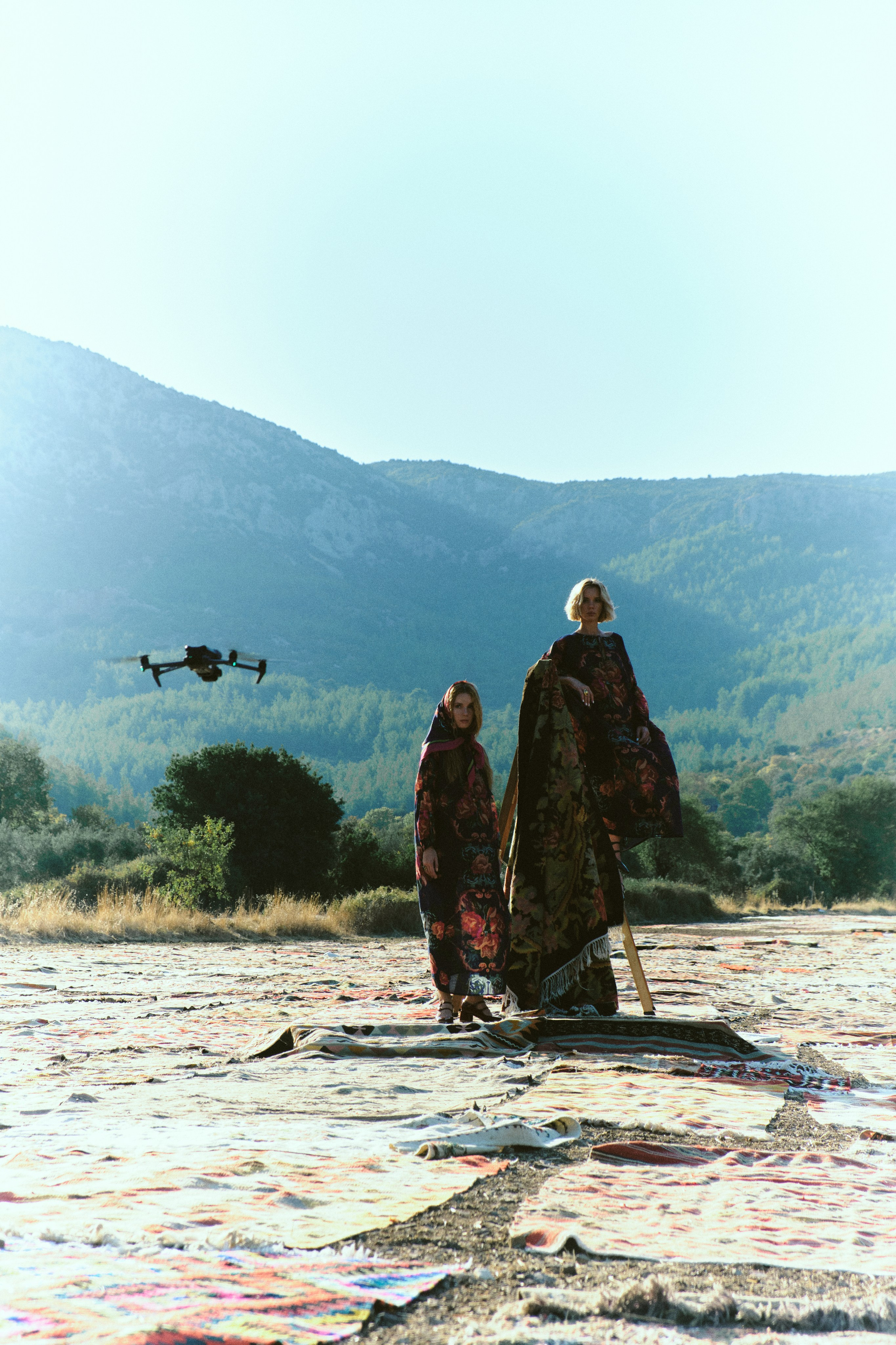 BACKSTAGE. Commercial fashion photographer based in Turkey and Europe