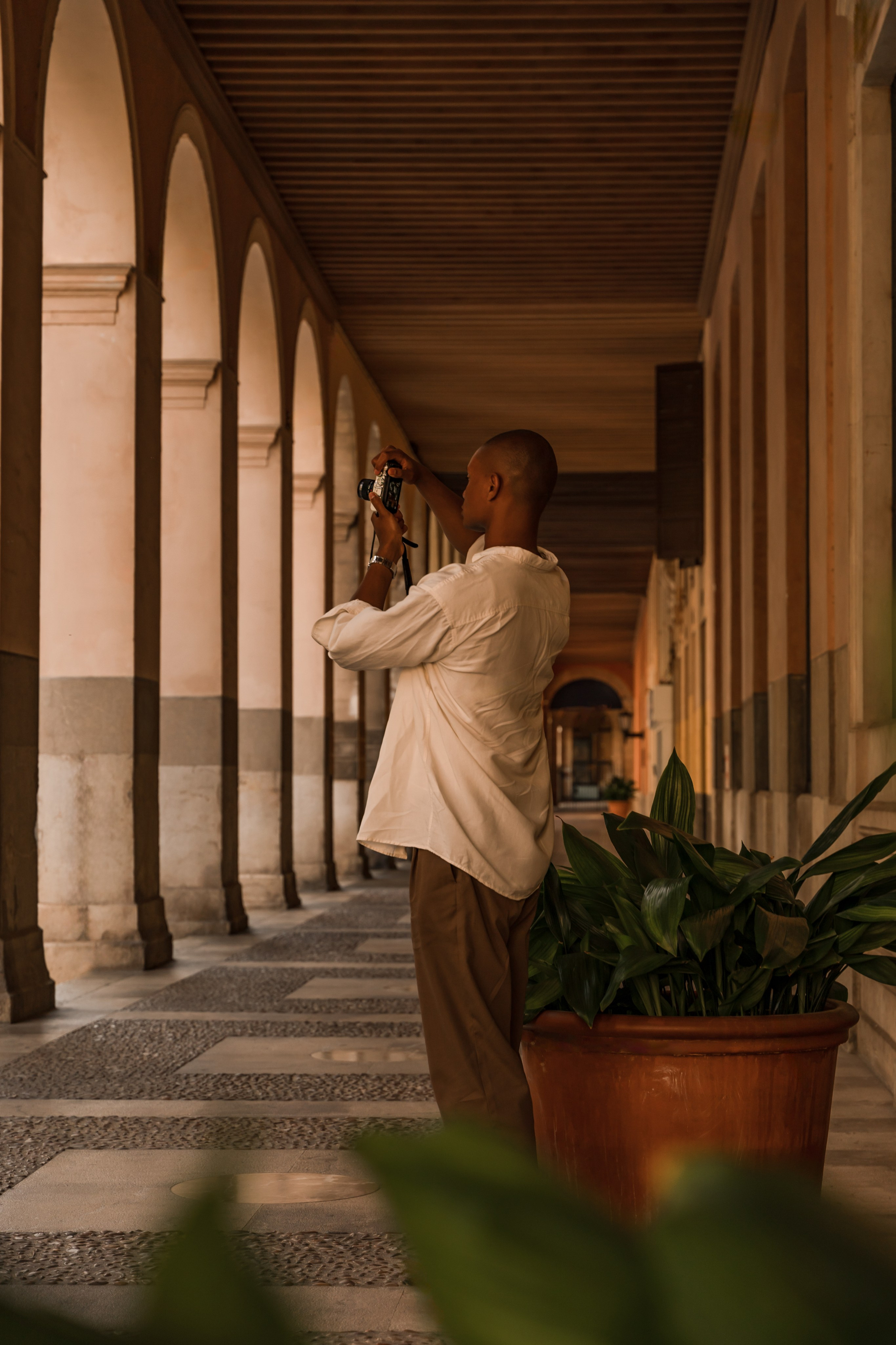 ~John~. Photo & Videos