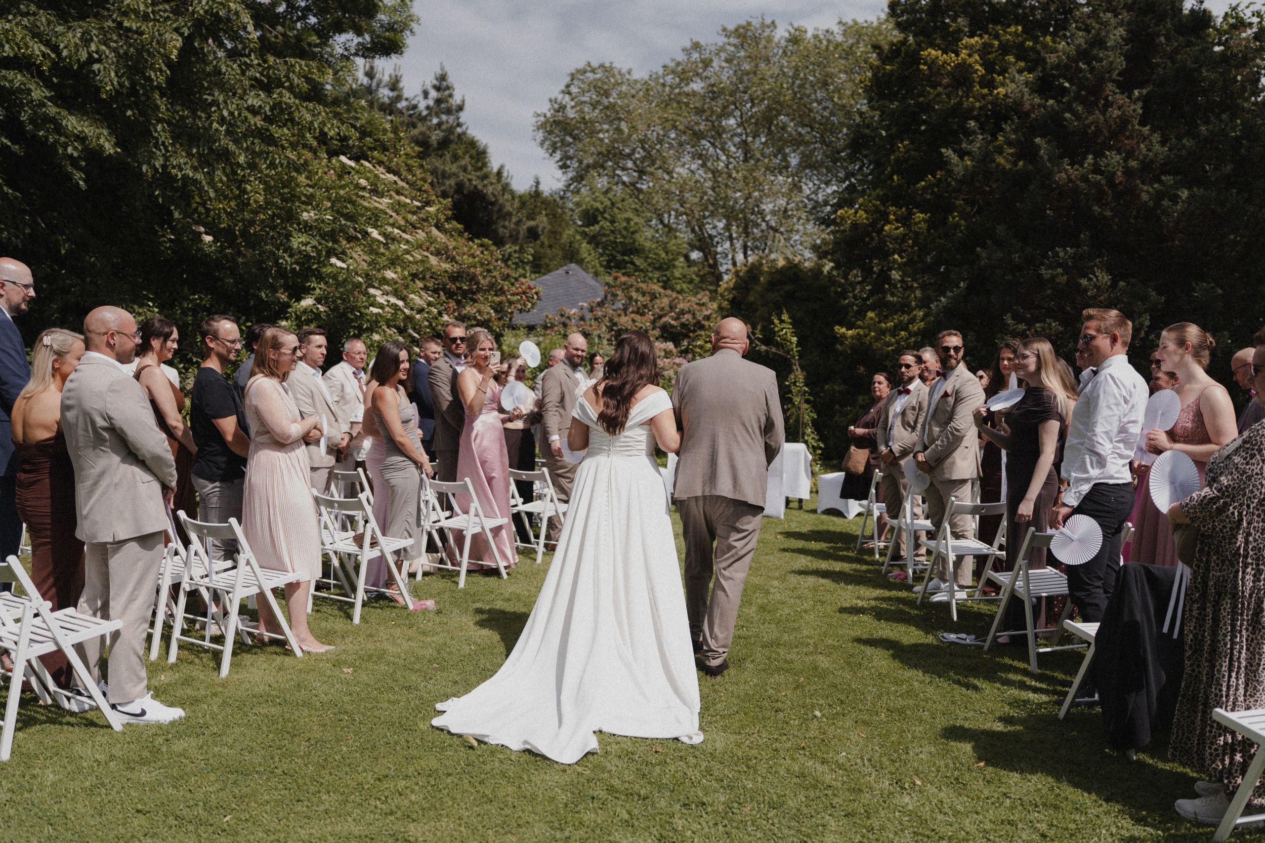 Jessica & Felix I Gesellschaft Harmonie Bochum. Hochzeitsfotografin Bochum | Halyna Reiche Fotografie NRW