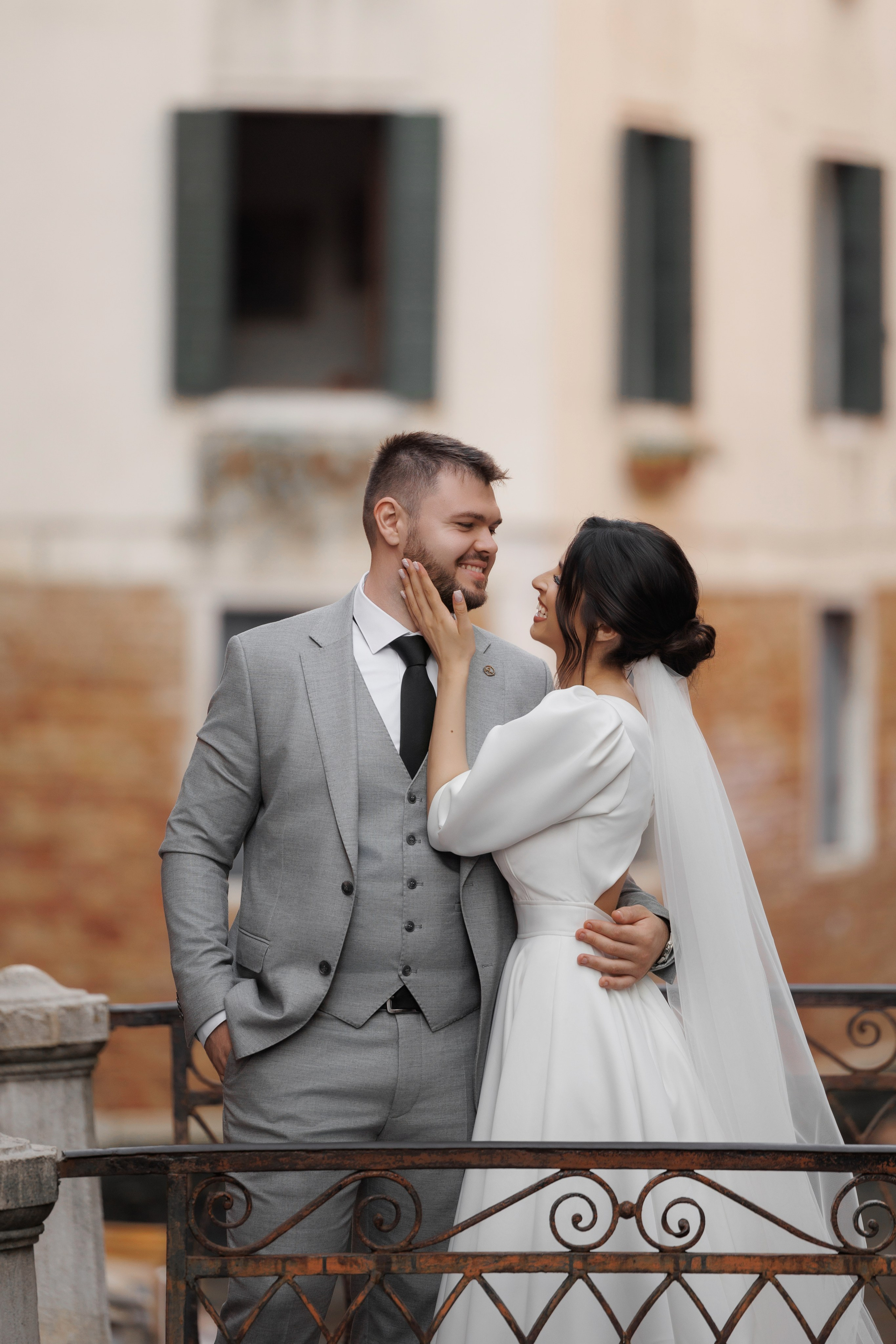 Wedding. Fotografo professionista specializzato in fotografia di matrimoni, cermonie ed eventi!