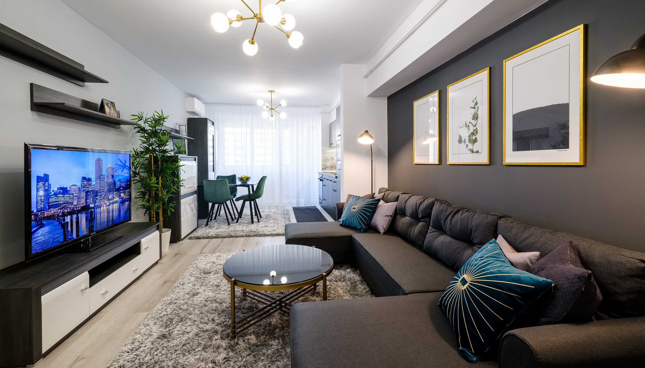 Fotograf Corporate Iași | Adrian Cuba — Fotoreporter Agerpres