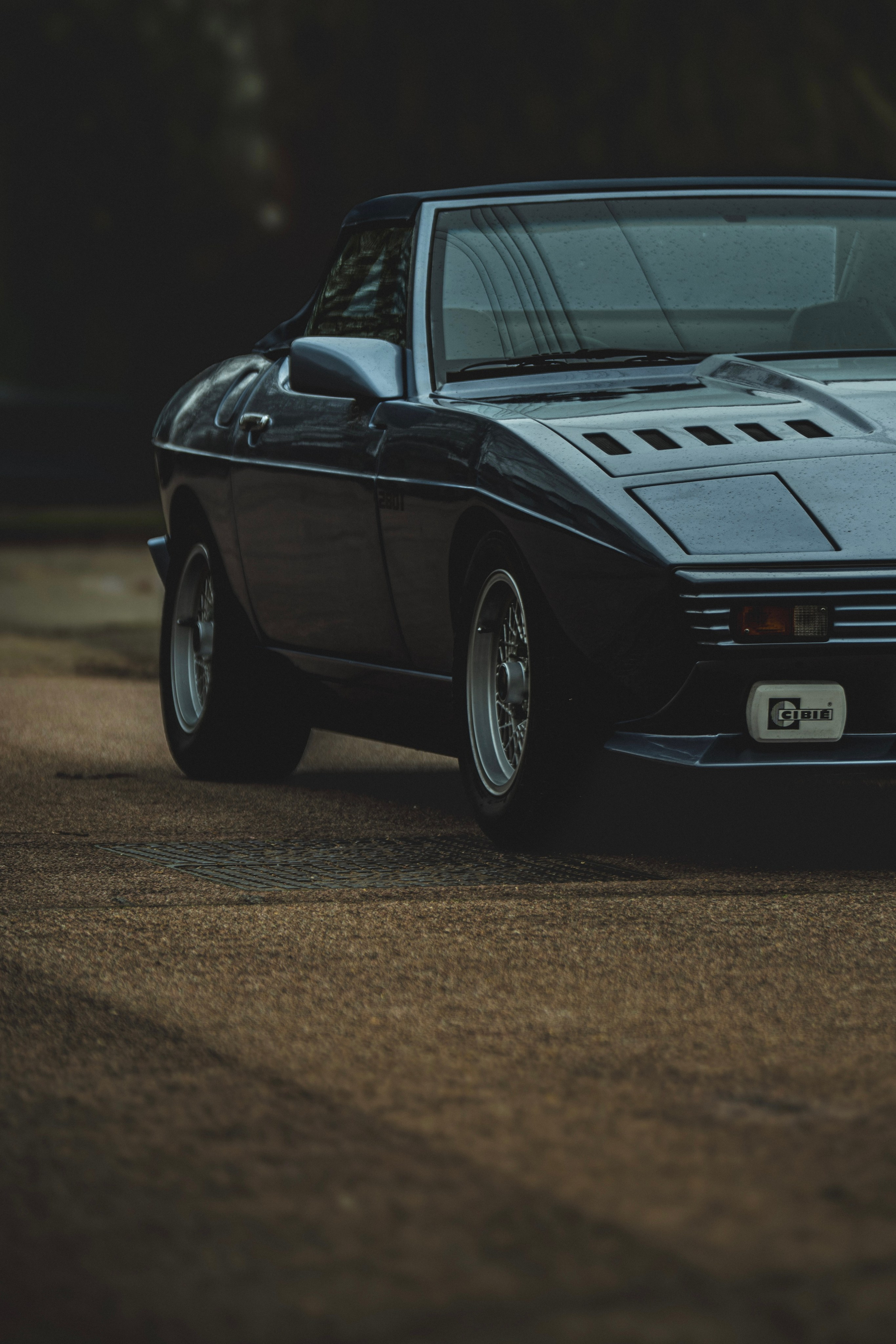 Business & Fashion. Main