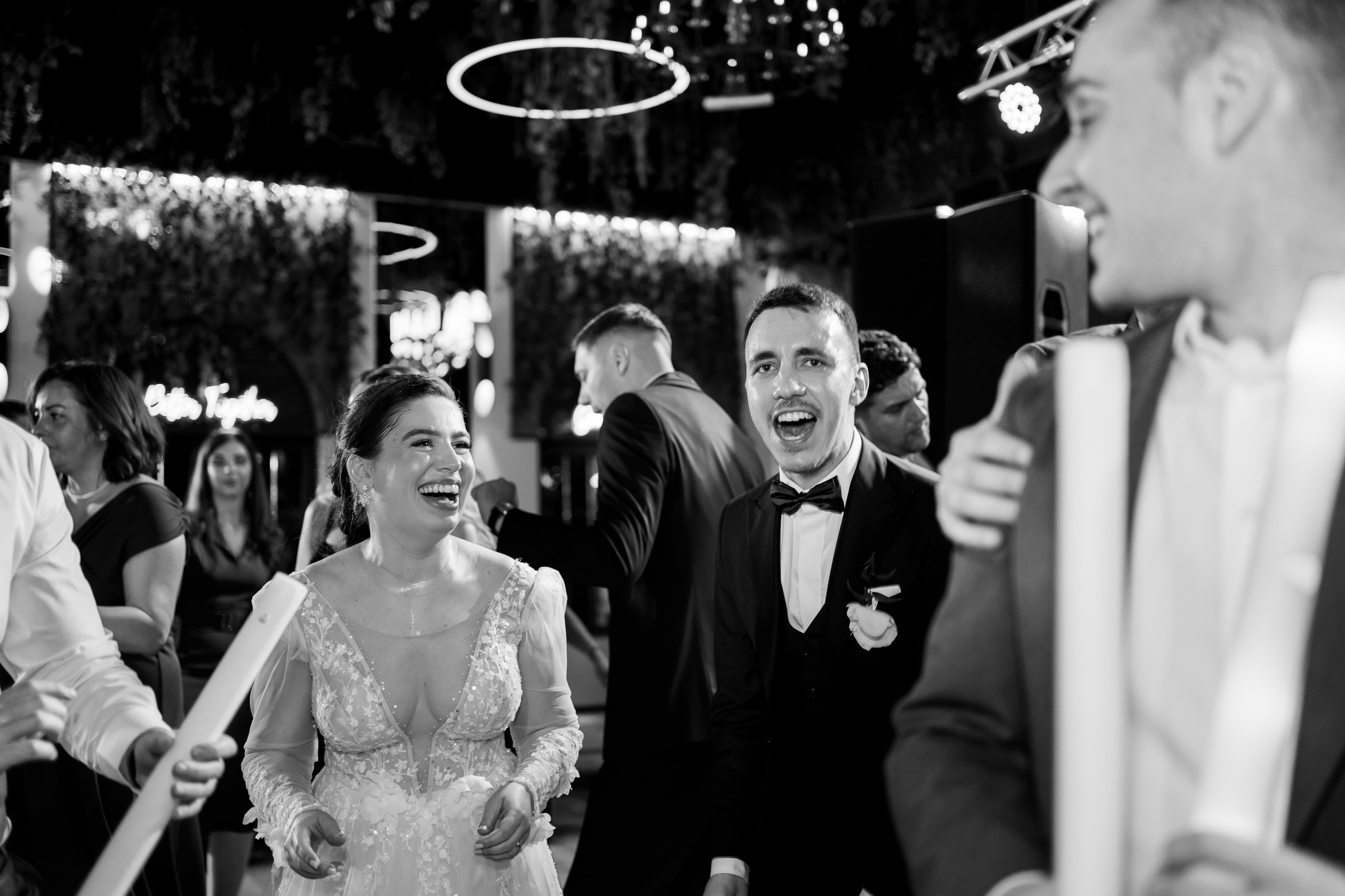 PARTY. Gabriel Florea — Fotograf nuntă București