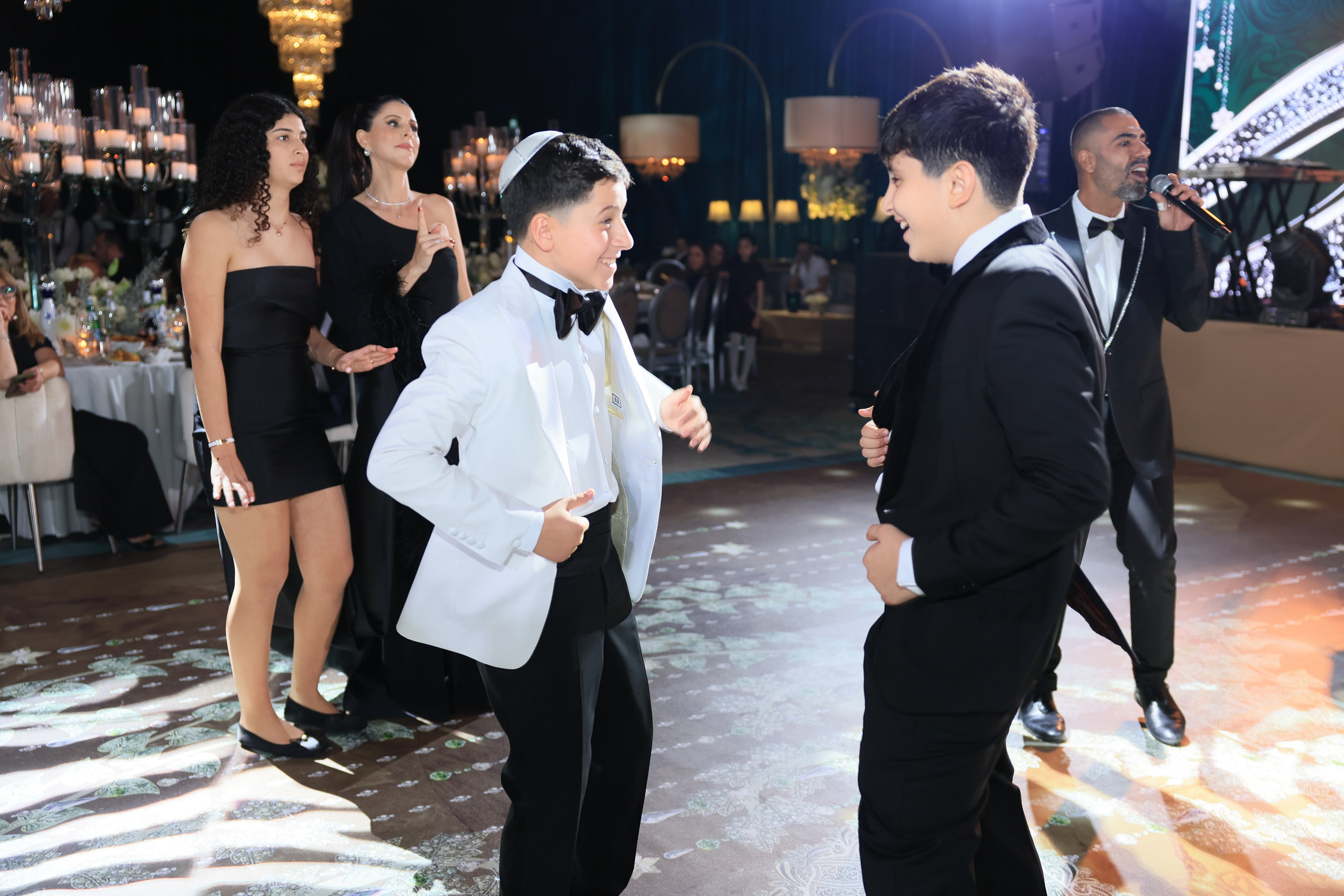 DANIEL. Фотографы на свадьбы и мероприятия Студия «Шалом»