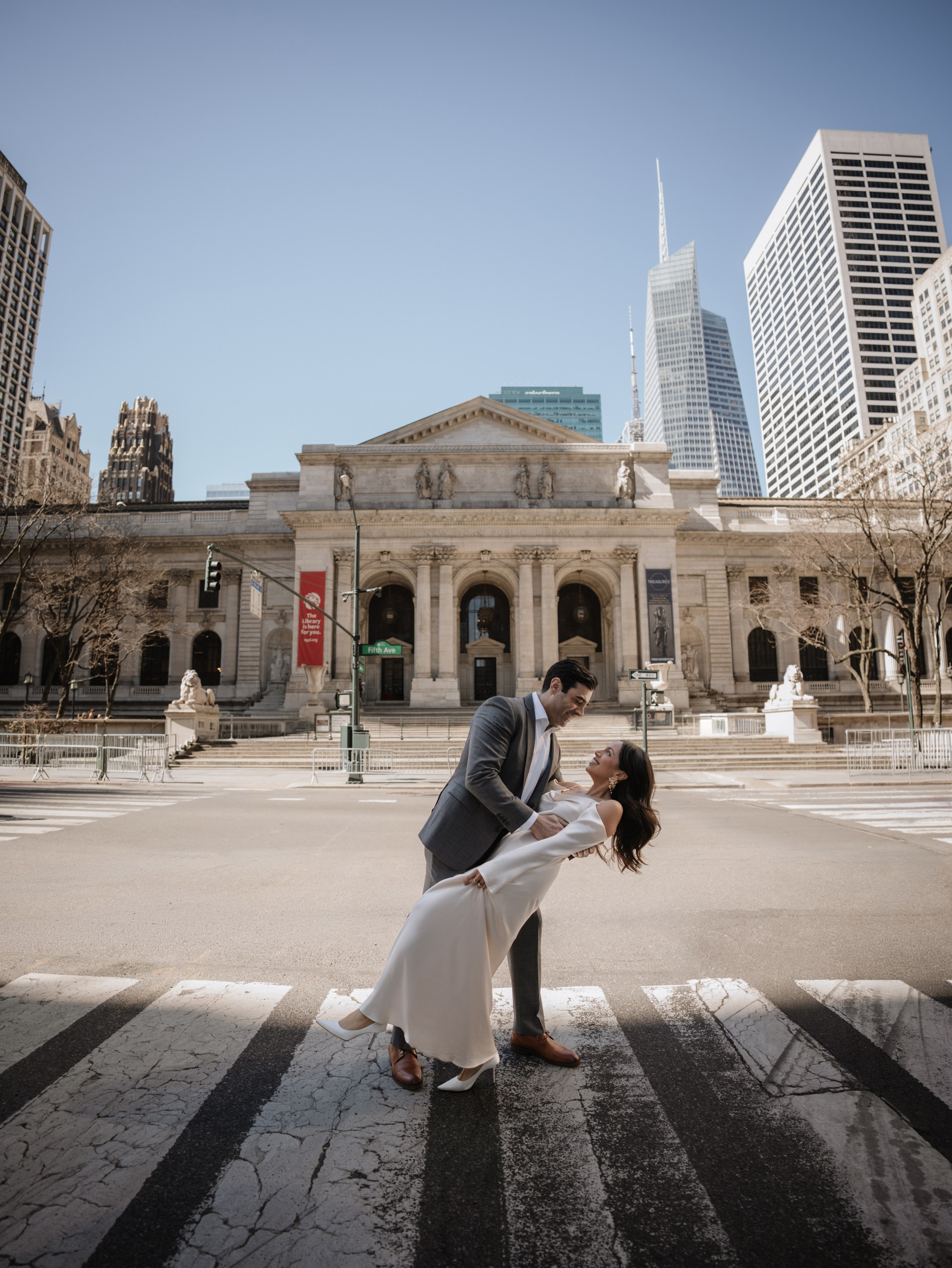 Engagement photo shoot in New York. Portrait and wedding photographer in New York