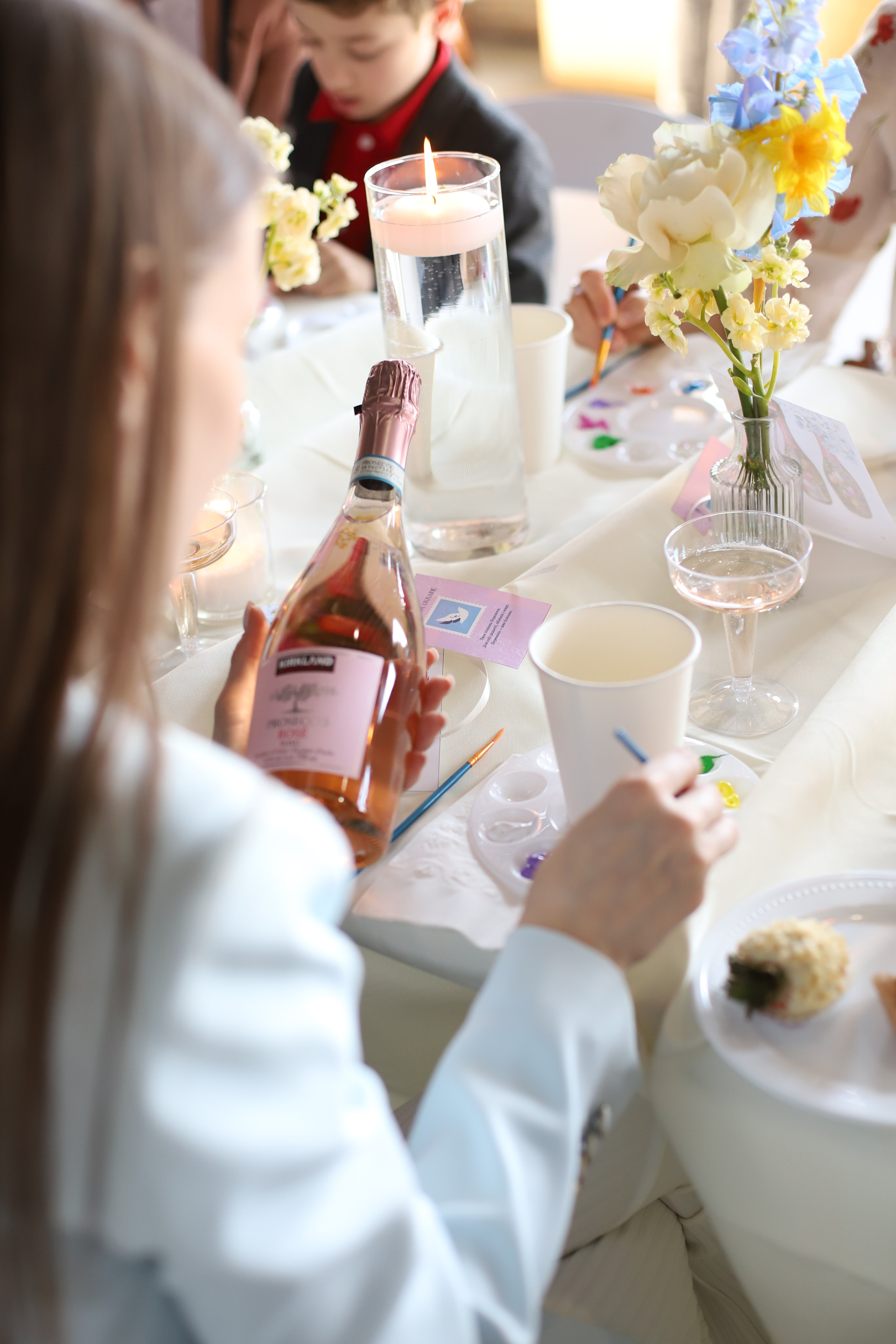 Пляшки для перемоги. VALERIIA VIUNOVA individual shooting\love story\event\brand