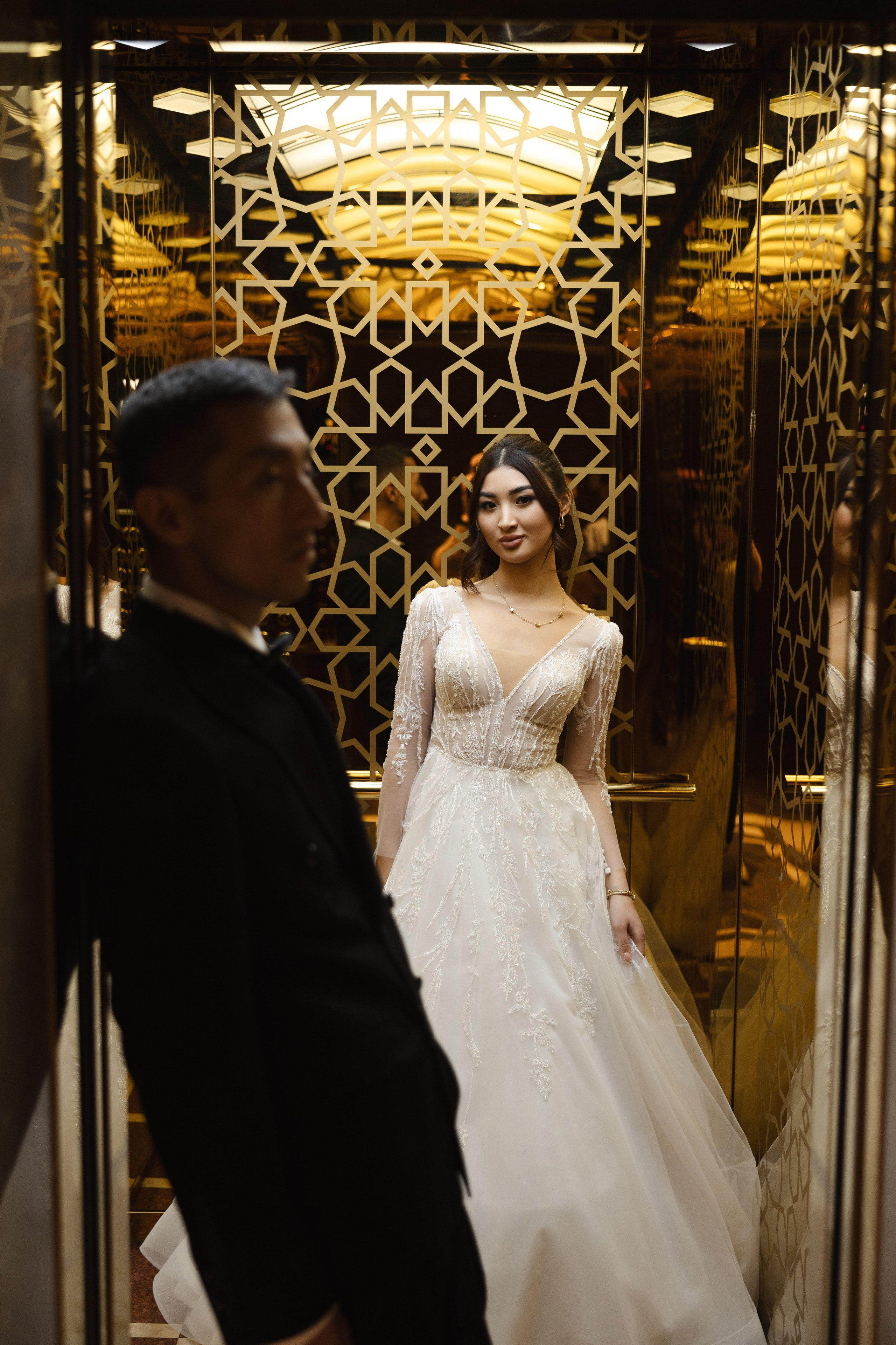 Manas & Zhanara in hotel Sofia. Азимжан Нуритдинходжаев — свадебный фотограф