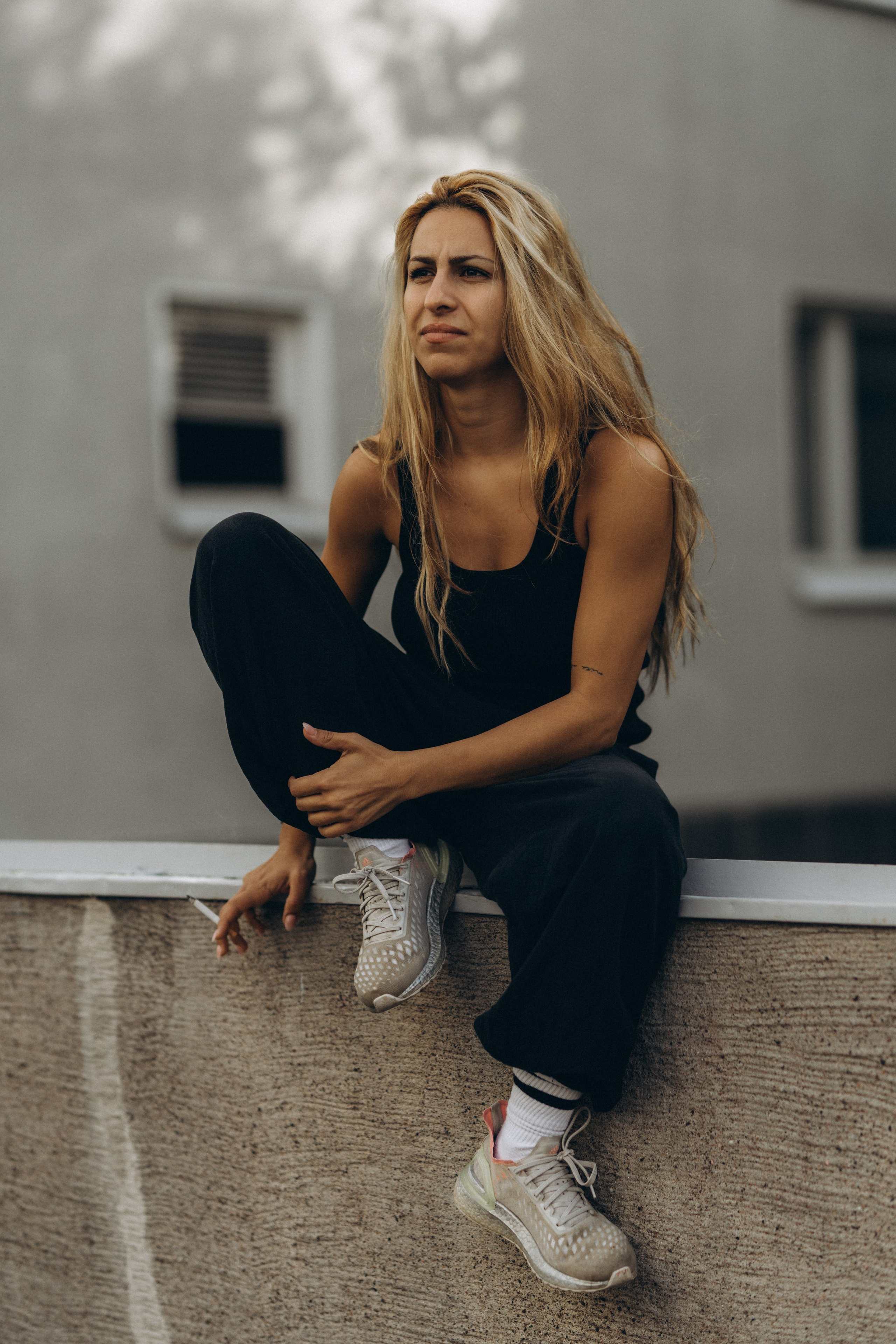 Mitra. Wedding and potrait photographer in Helsinki Vickan O