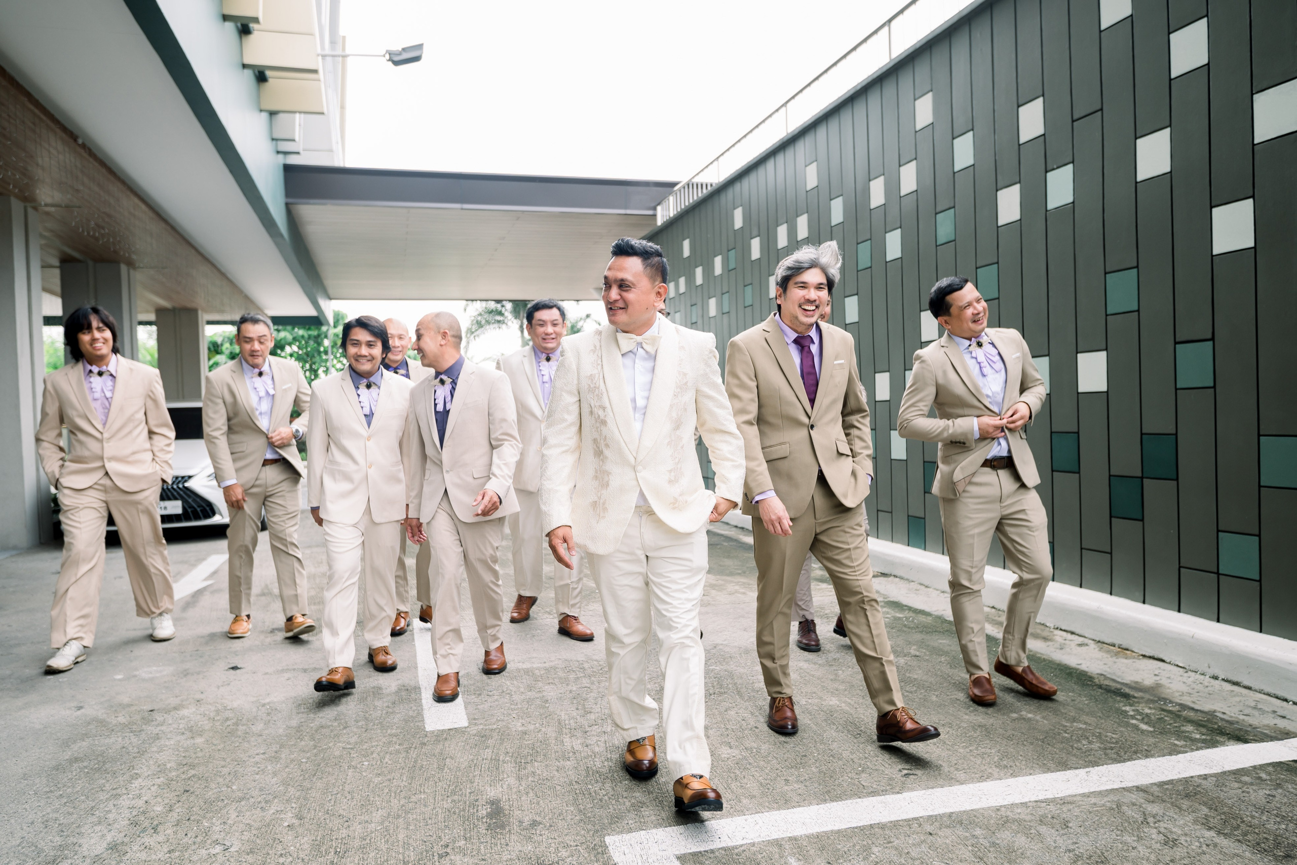 Weddings. Woody Weddings
