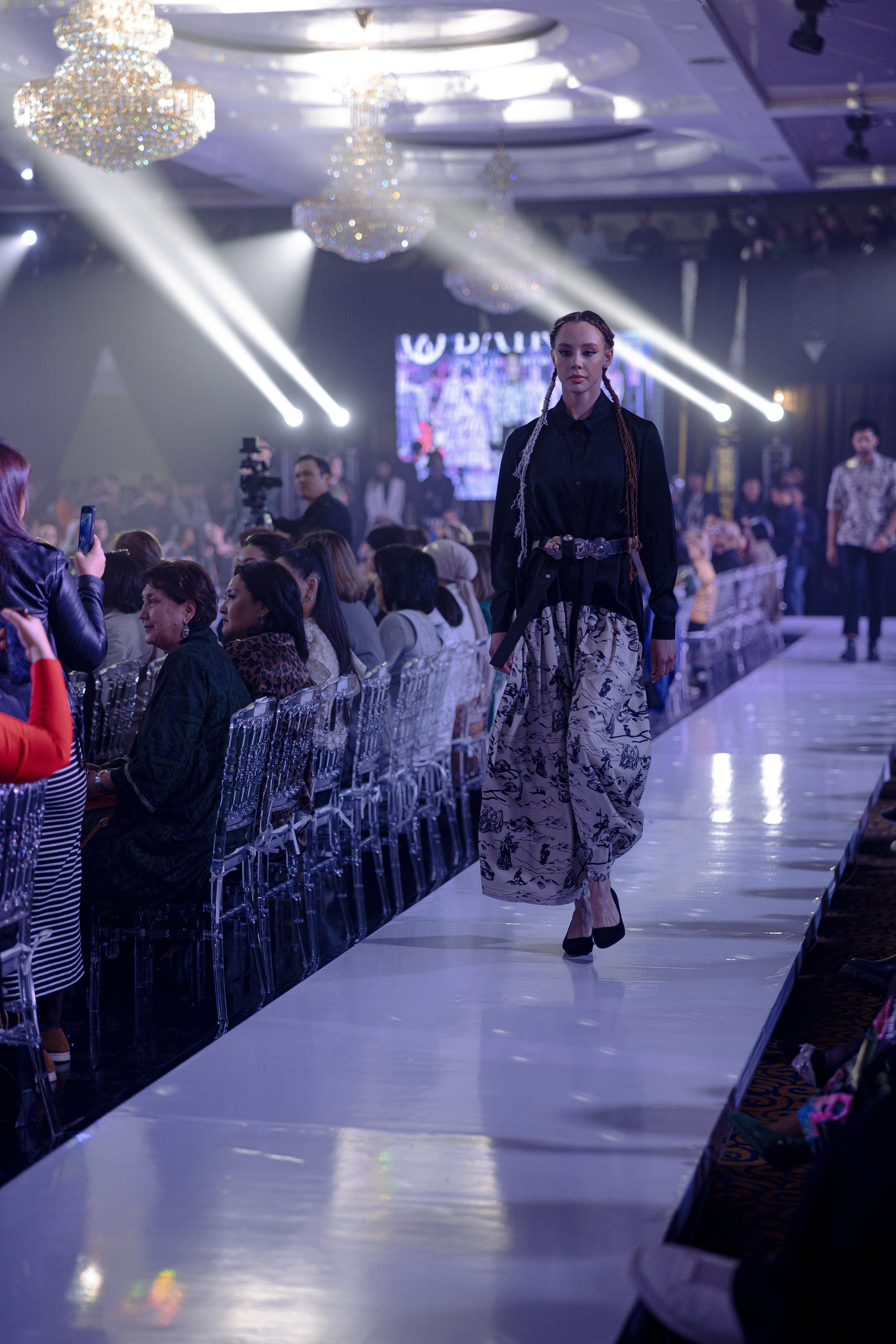 BAIRA | Fashion Show. Азимжан Нуритдинходжаев — свадебный фотограф