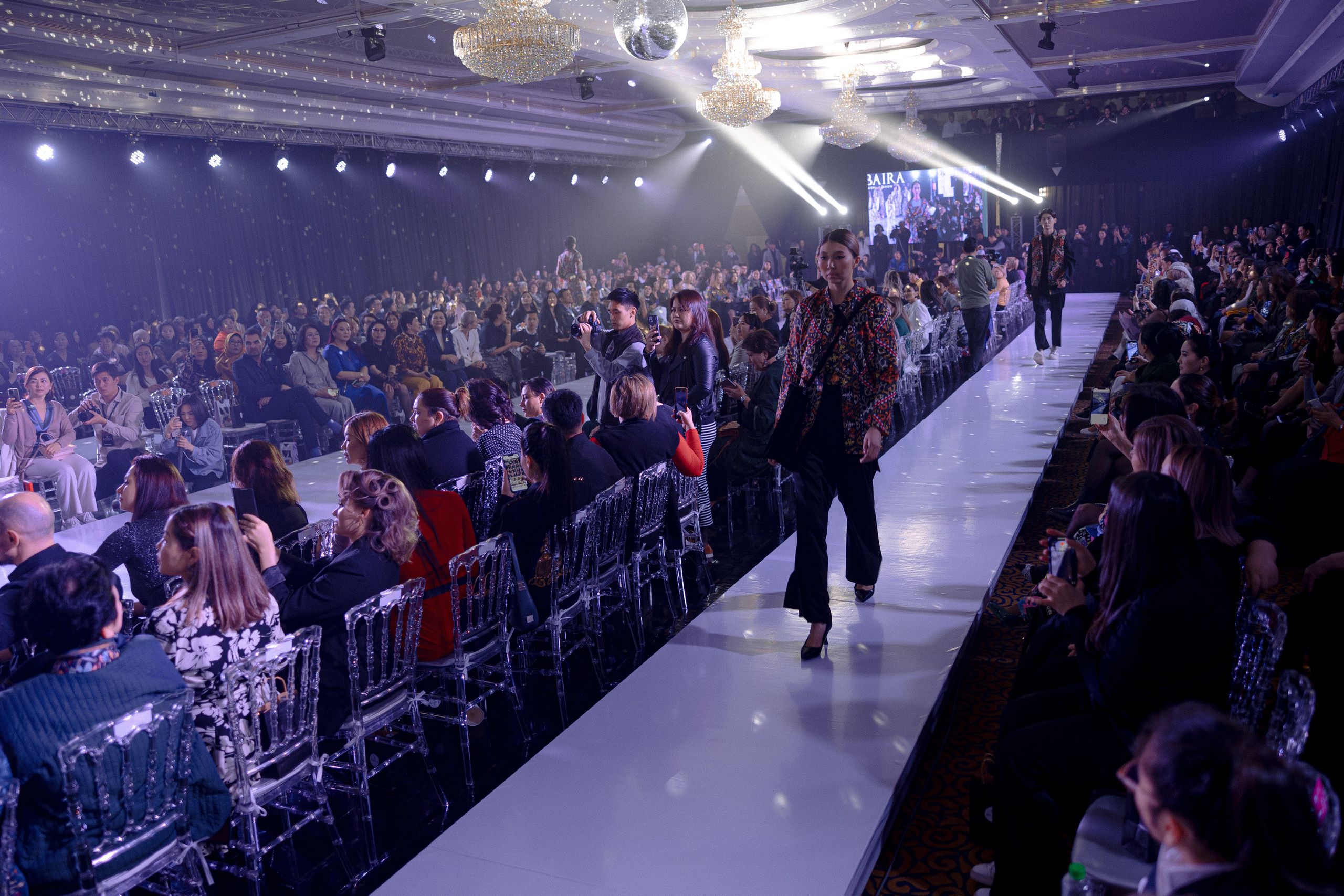 BAIRA | Fashion Show. Азимжан Нуритдинходжаев — свадебный фотограф