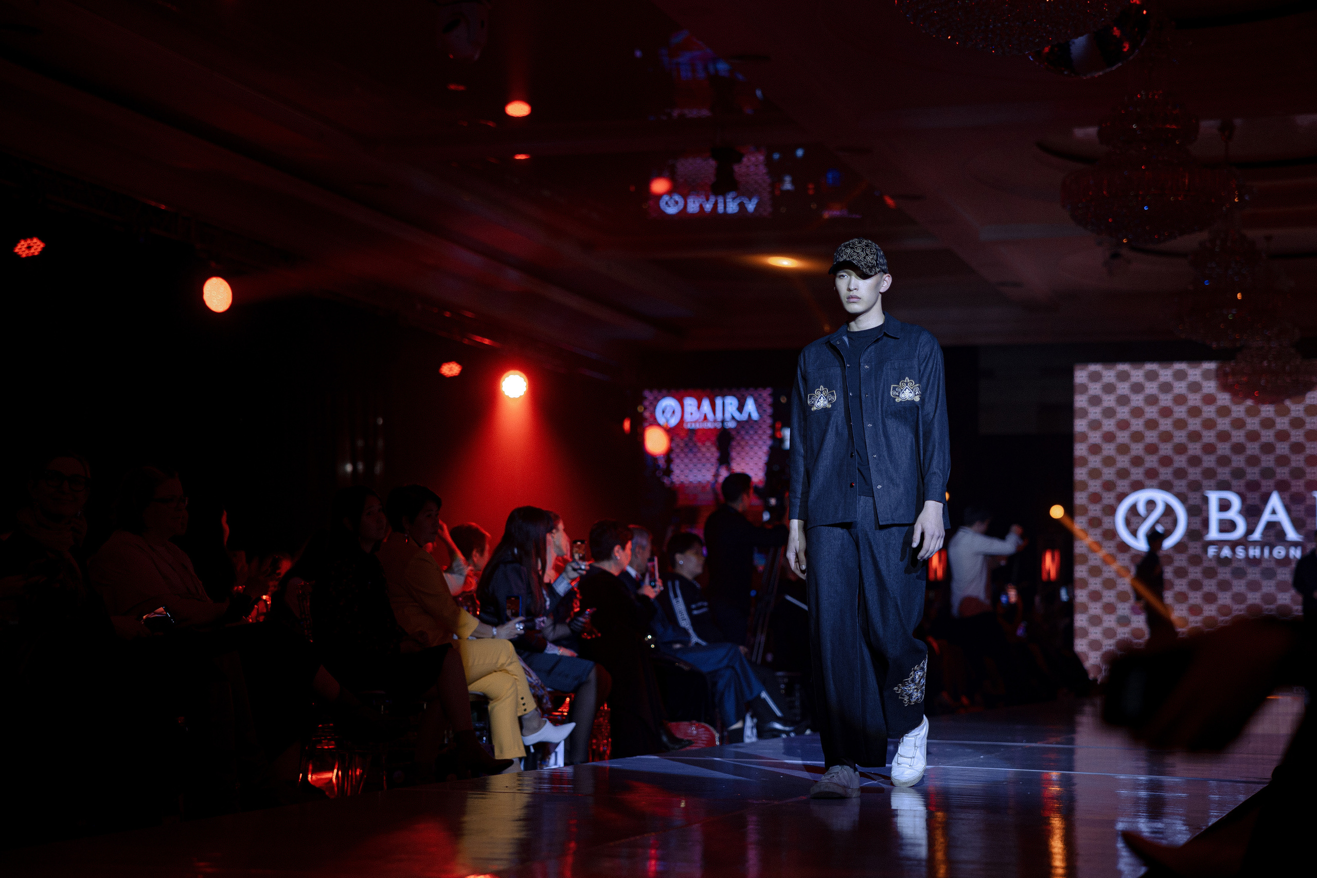 BAIRA | Fashion Show. Азимжан Нуритдинходжаев — свадебный фотограф