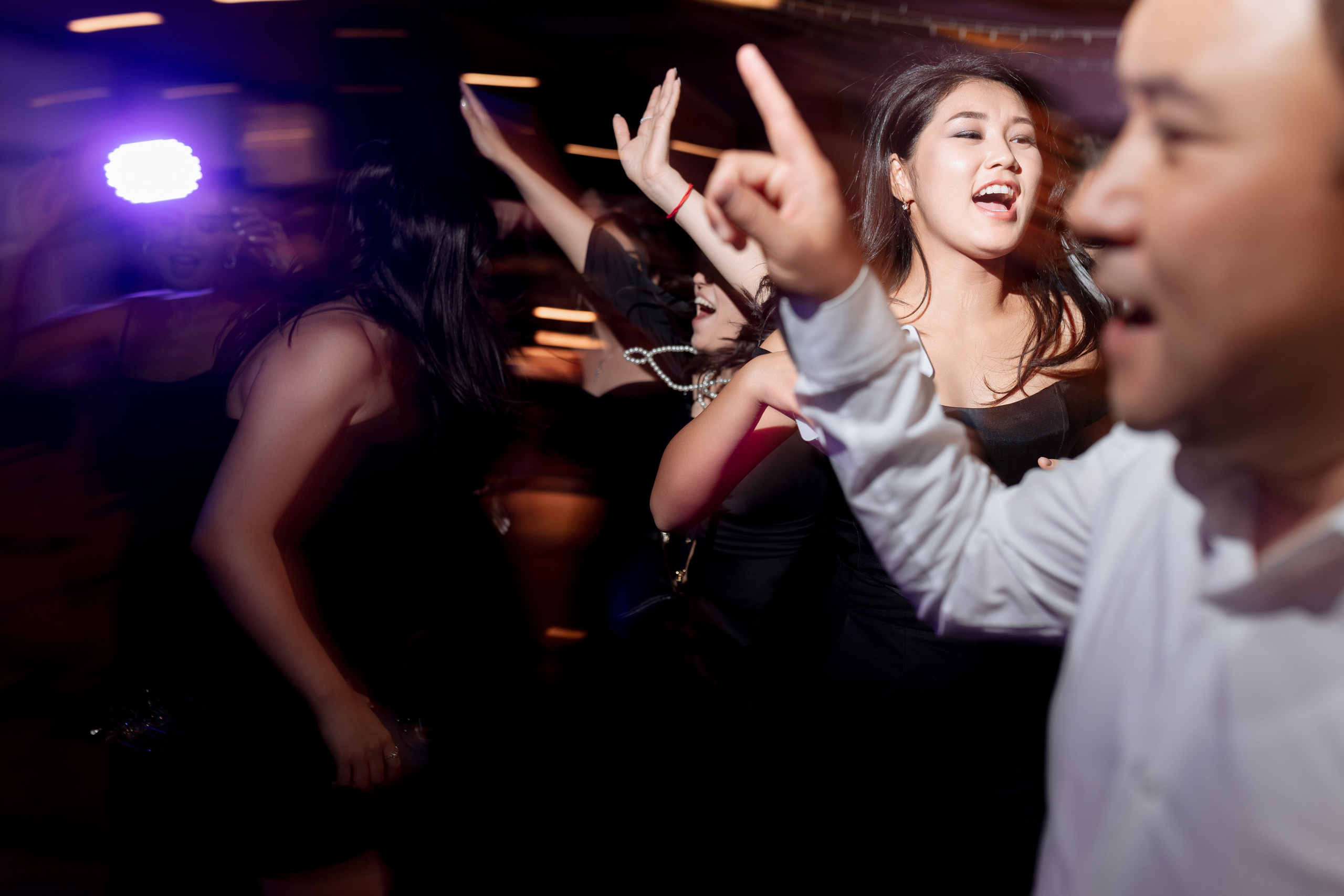 Эльзар и Айгерим. Азимжан Нуритдинходжаев — свадебный фотограф