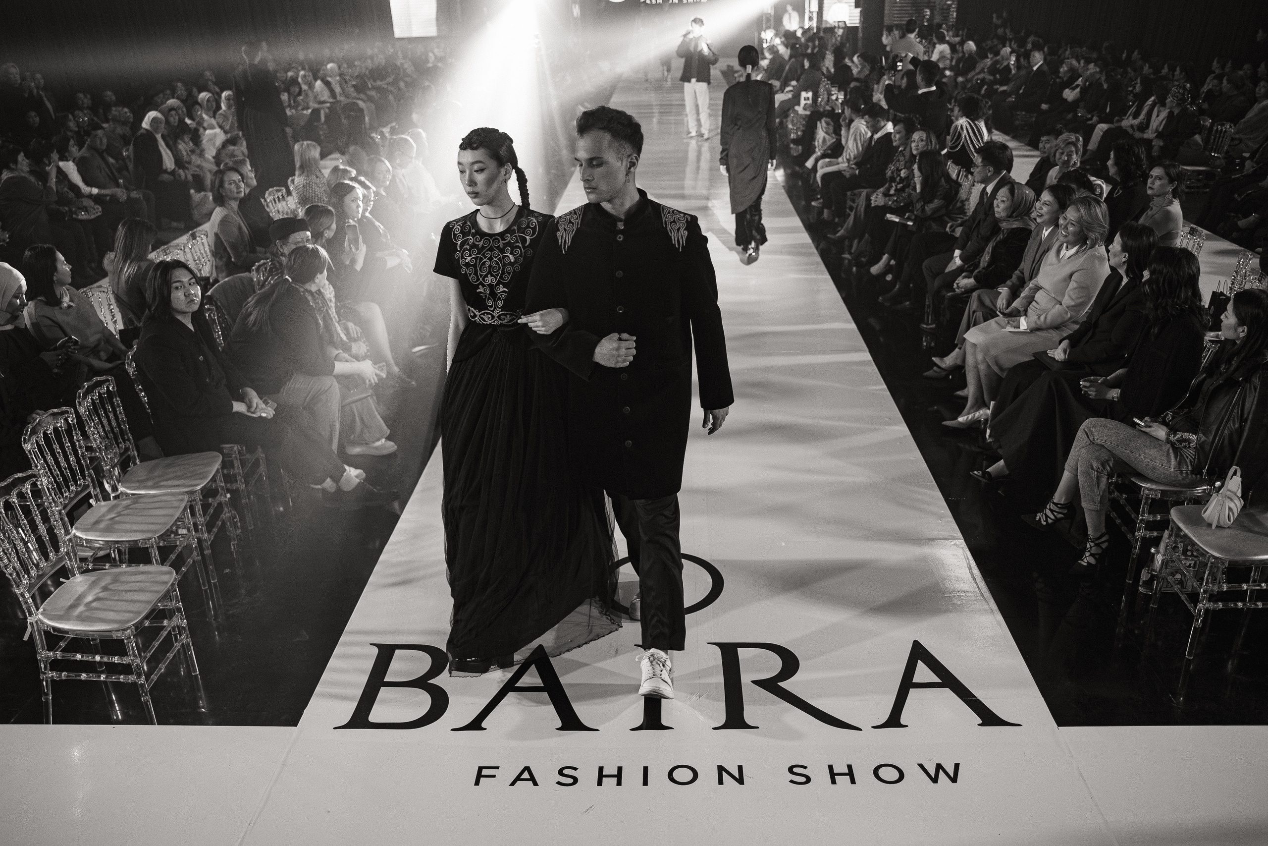 BAIRA | Fashion Show. Азимжан Нуритдинходжаев — свадебный фотограф