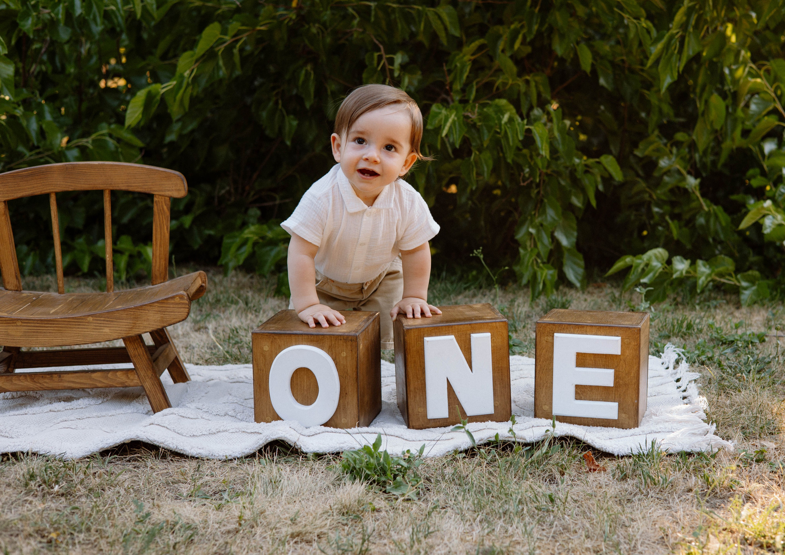 Smash Cake Photography. Family and Wedding Photographer