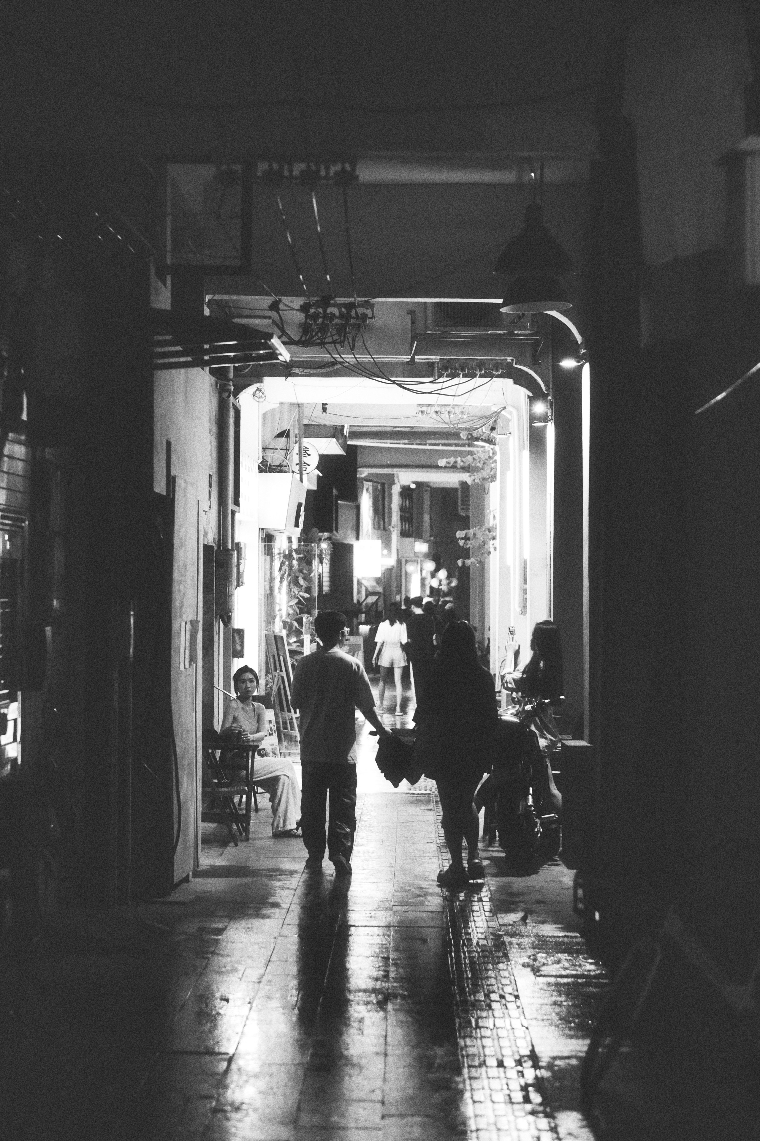 Street Black and White Photography China | Dongshankou Station | China