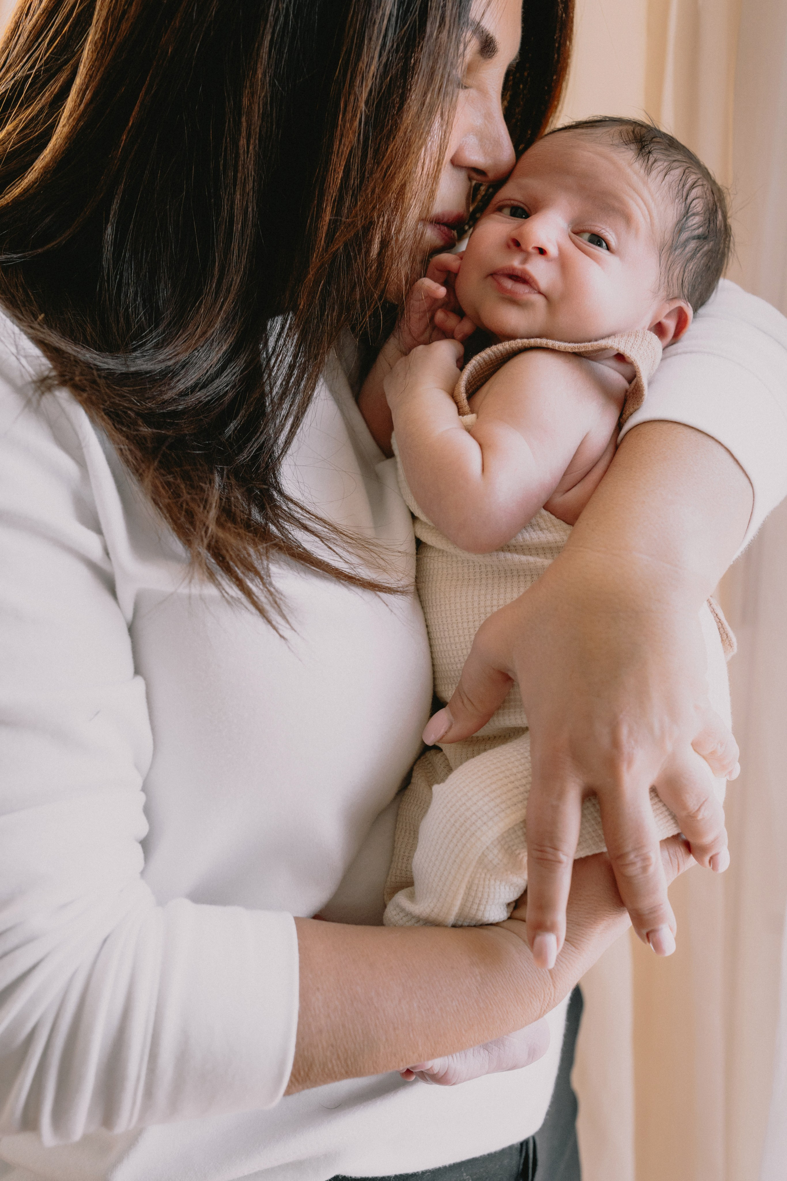 Newborn & Dad Photography – Capturing Precious Father-Baby Bonding. Alisa Tant — Family and newborn photographer Bucks County, Montgomery county, Philadelphia, NJ