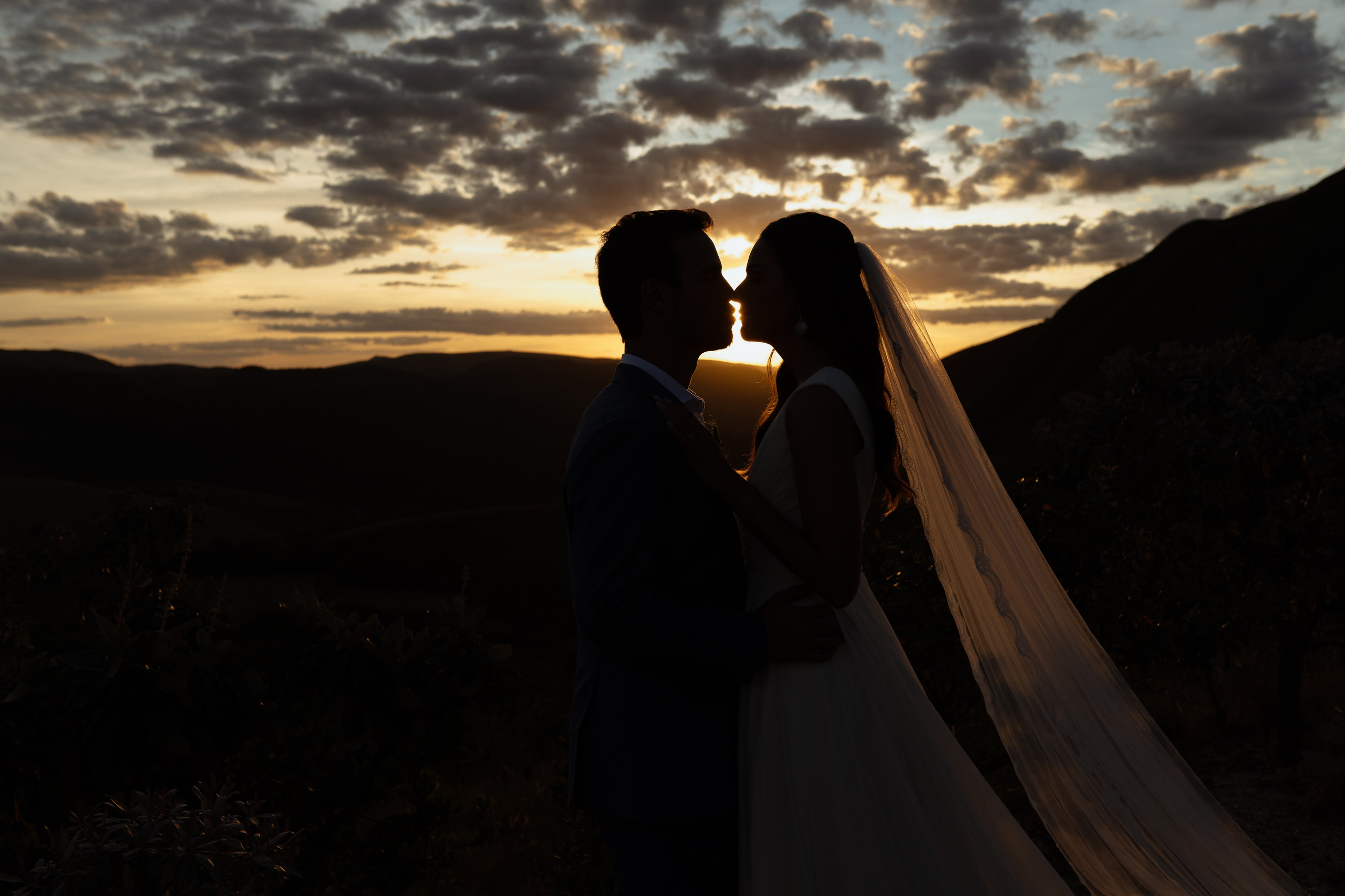 Karol & Henrique. Top 100 Fotógrafo Casamento do Brasil — Thiago Vallim