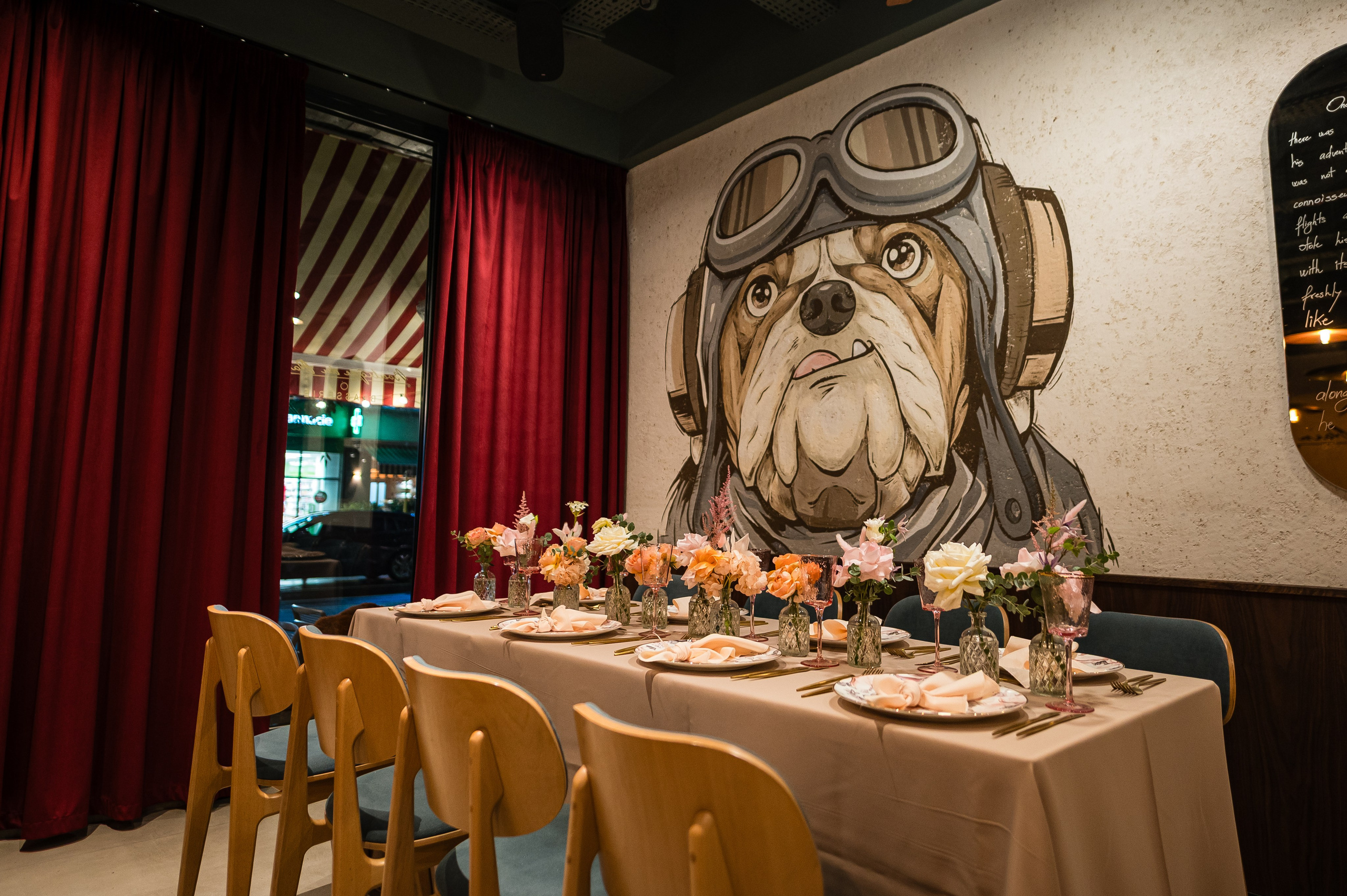 Decor Restaurant. Andrei Samuel – Fotograf București | Evenimente, Studio, Imobiliare, Produs