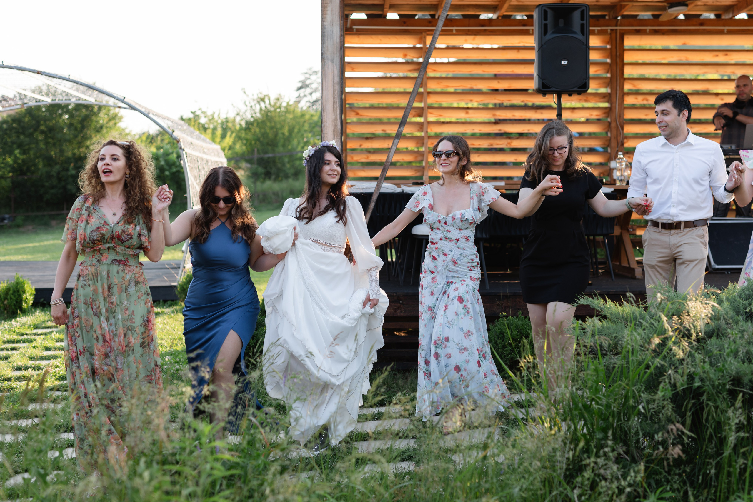 Flori & Cosmin. Main