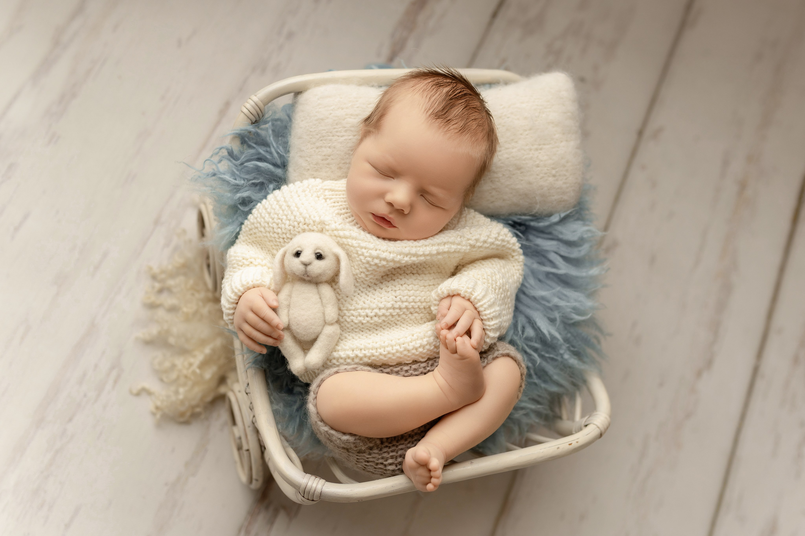 Esu Aleksandra naujagimių ir kudikių fotografė iš Vilniaus