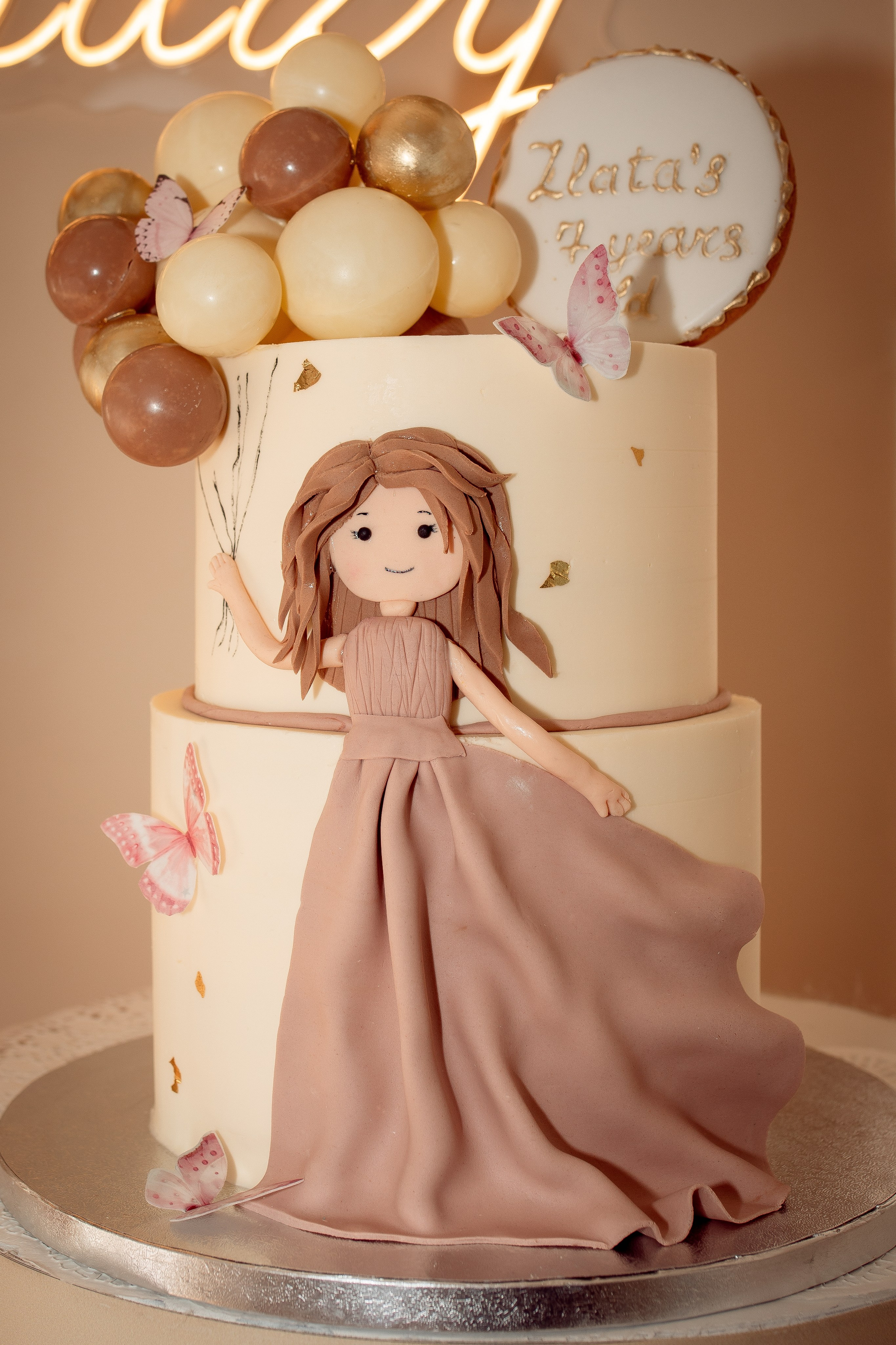 Zlata’s Birthday. Family Photographer in Greece