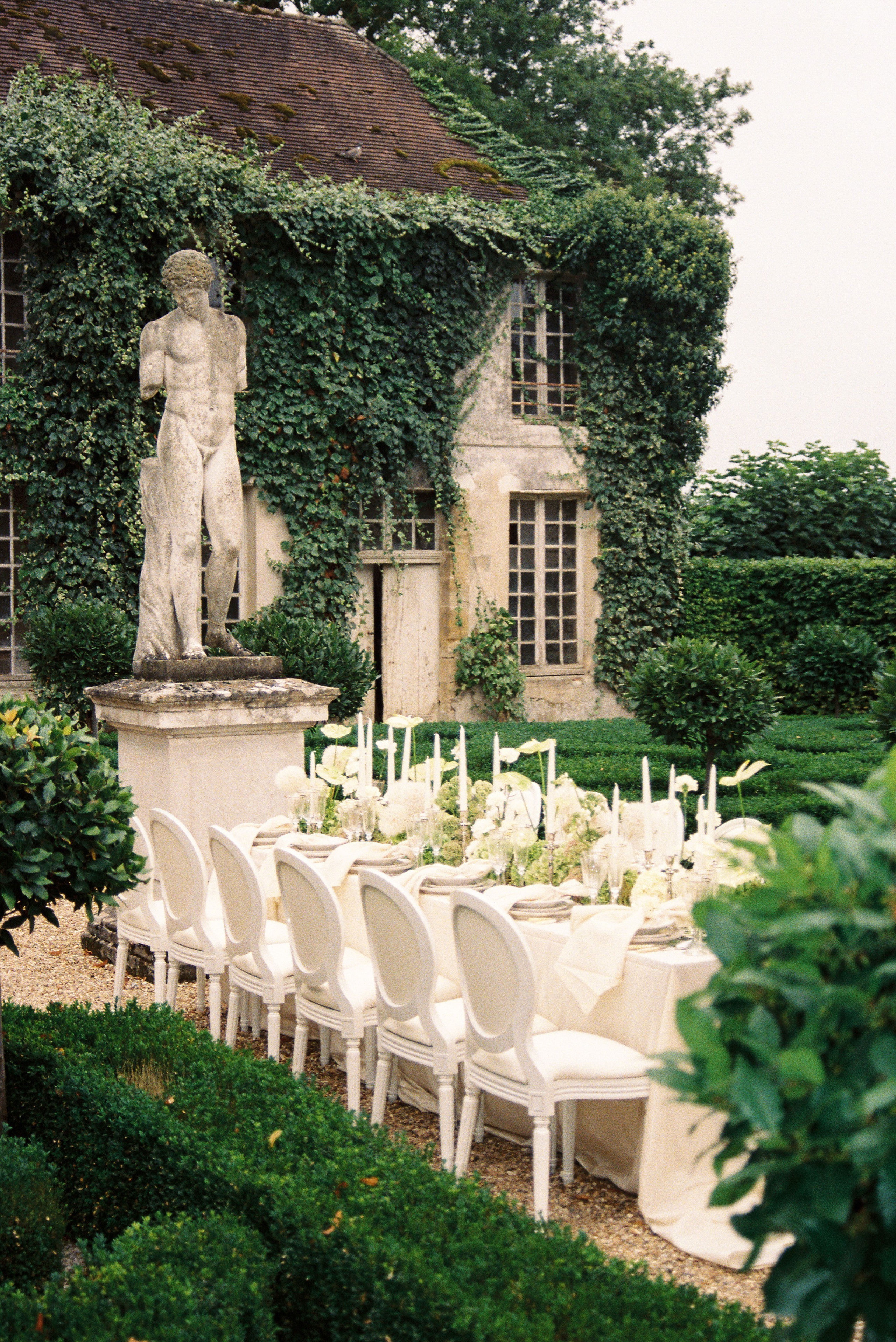 A luxury wedding at Chateau de Villette, just 40 minutes from Paris, captured entirely on film photography