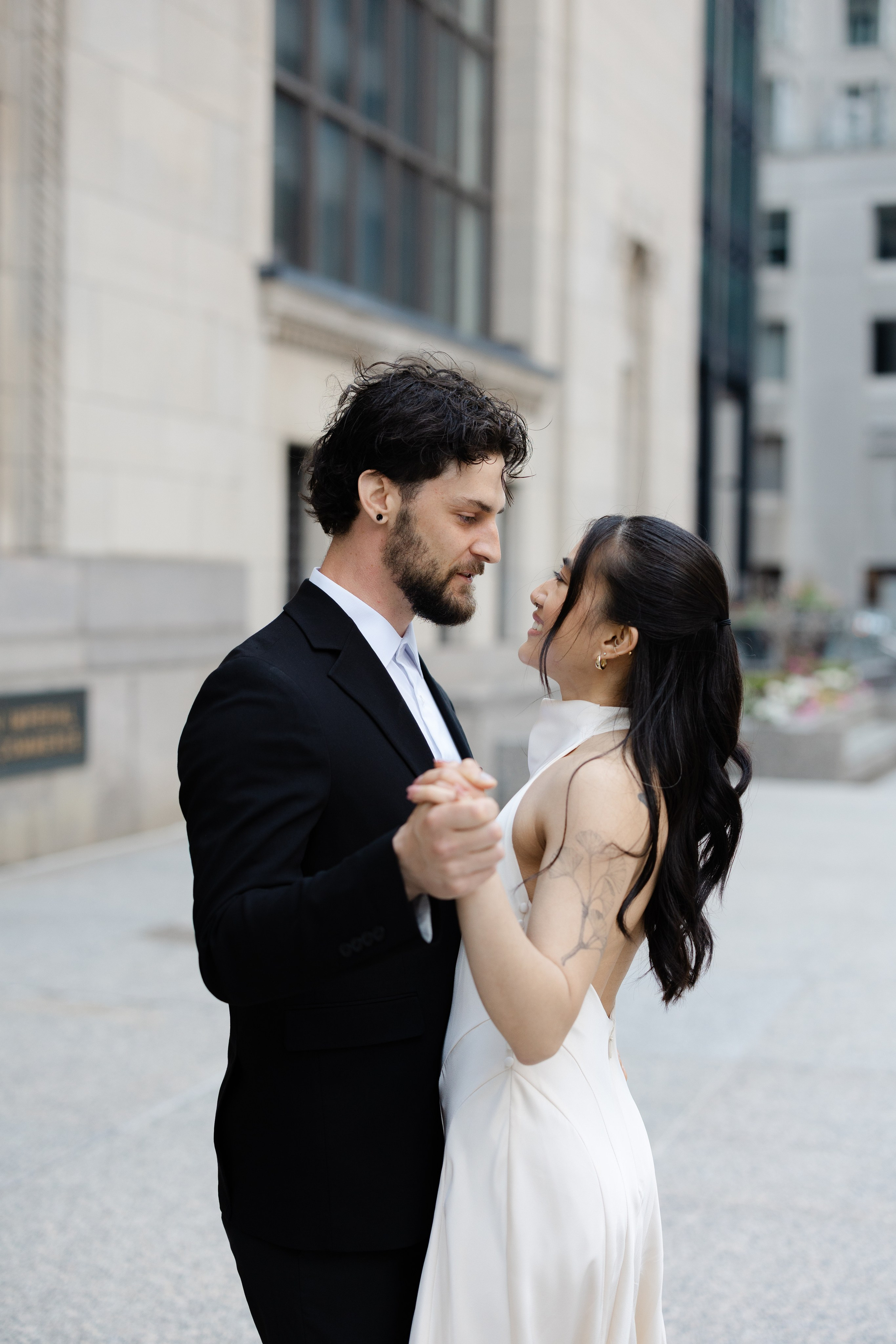 Engagement Session — Downtown Toronto. Anna Leb Photo