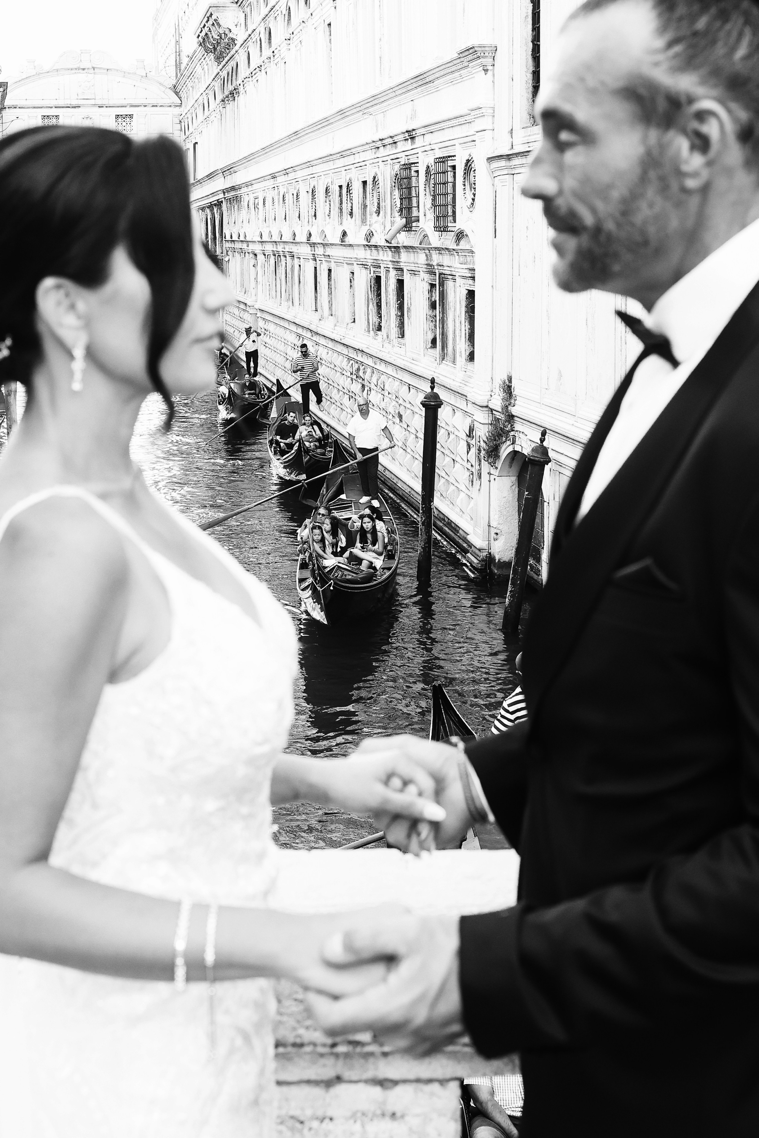 Canadian Elopement in Venice. Photographer in Venice, Viktoria Antonova