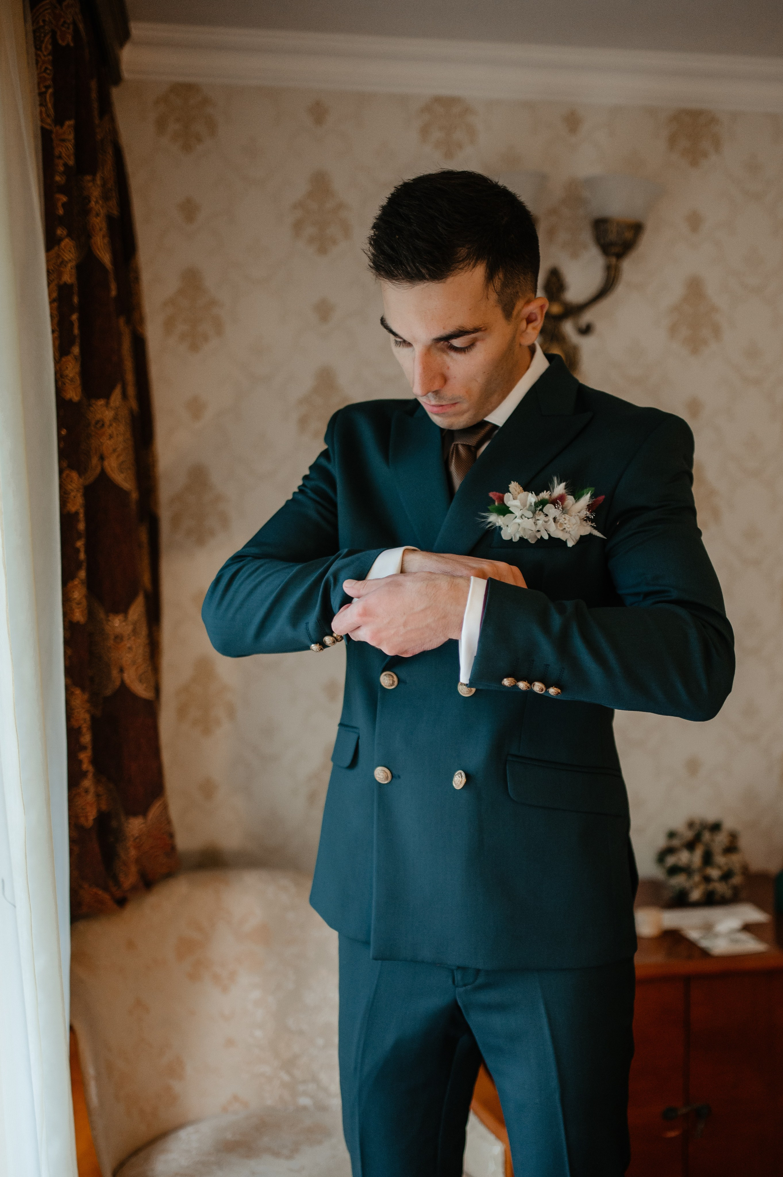 Nunta toamna La Castel. Proud Vision Weddings | Wedding Photography & Film — Servicii profesionale Foto Video Nunta Iasi