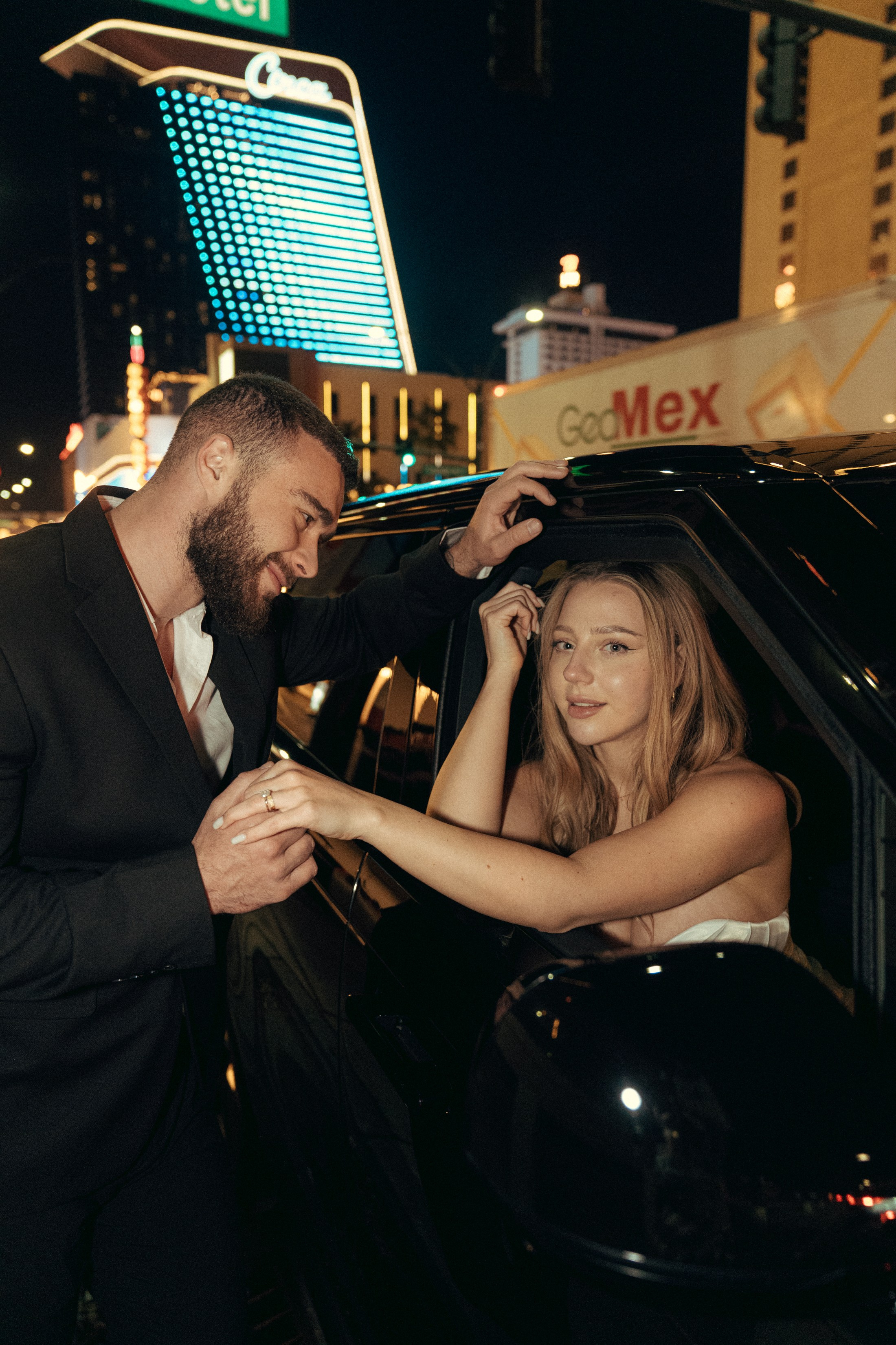 Anna&Vlad. Wedding & elopement photographer Viktoriya Kravtsov. Las Vegas