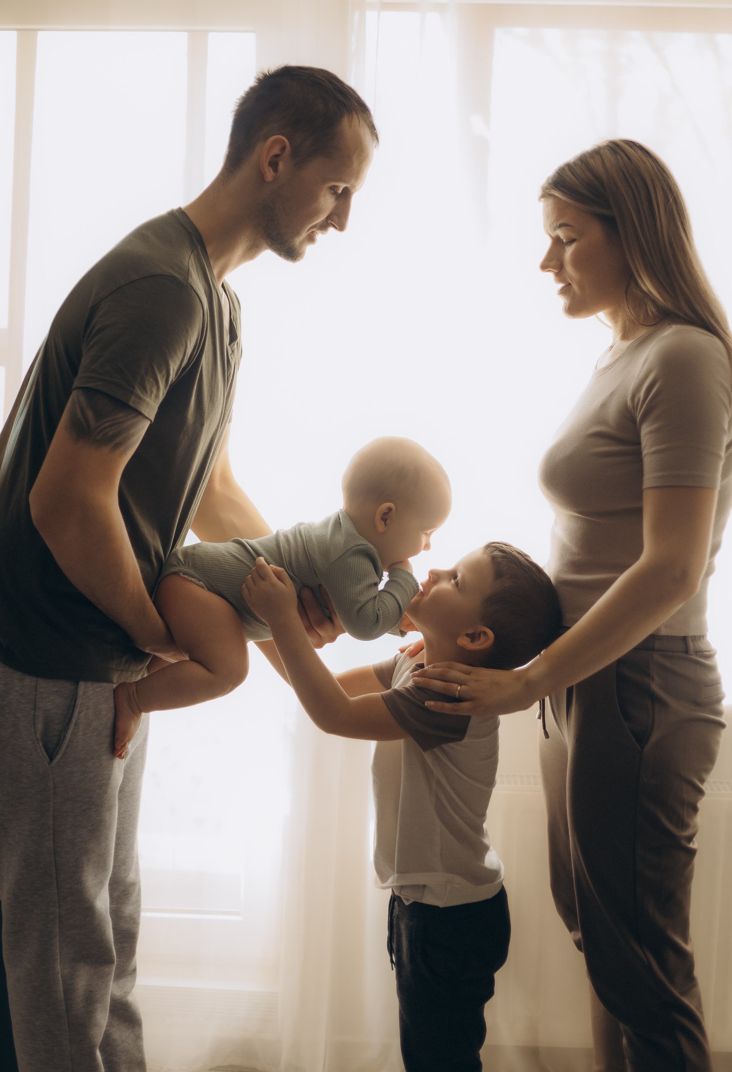 SENDIJAS ģimene. GALVENĀ