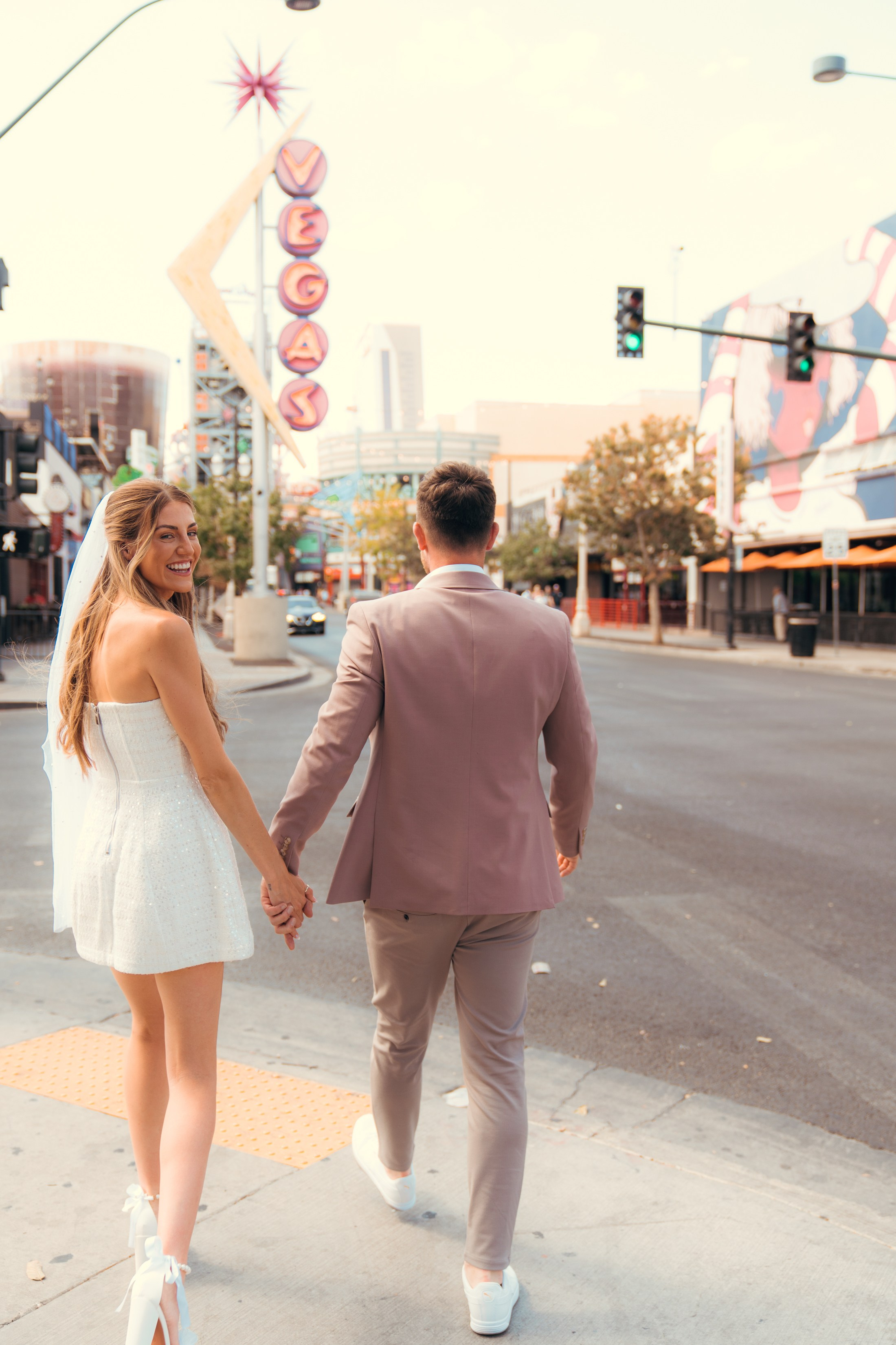 Chelsea&Craig. 9.3.24. Wedding & elopement photographer Viktoriya Kravtsov. Las Vegas