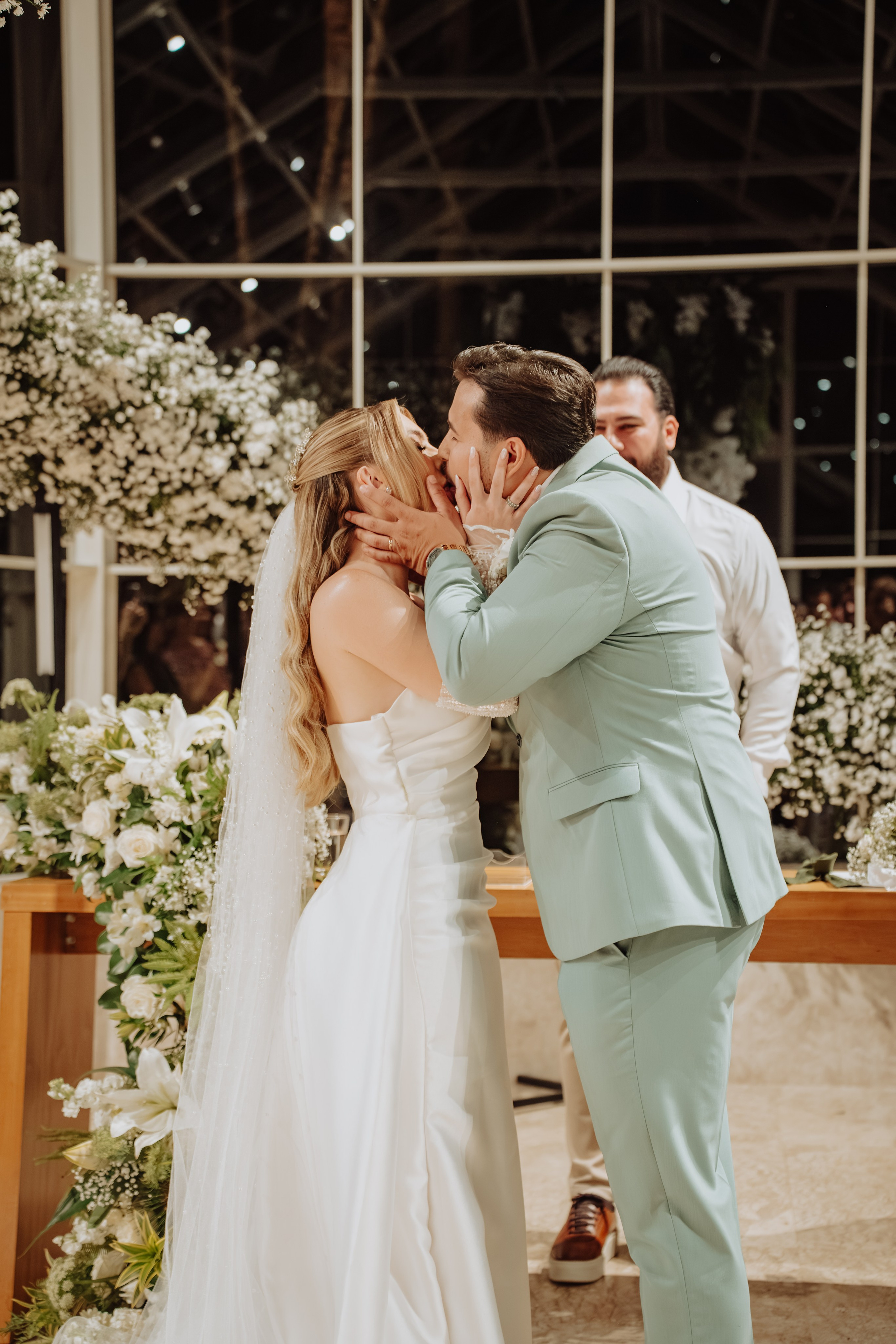 Leticia & Armado. O Casal Dos Noivos