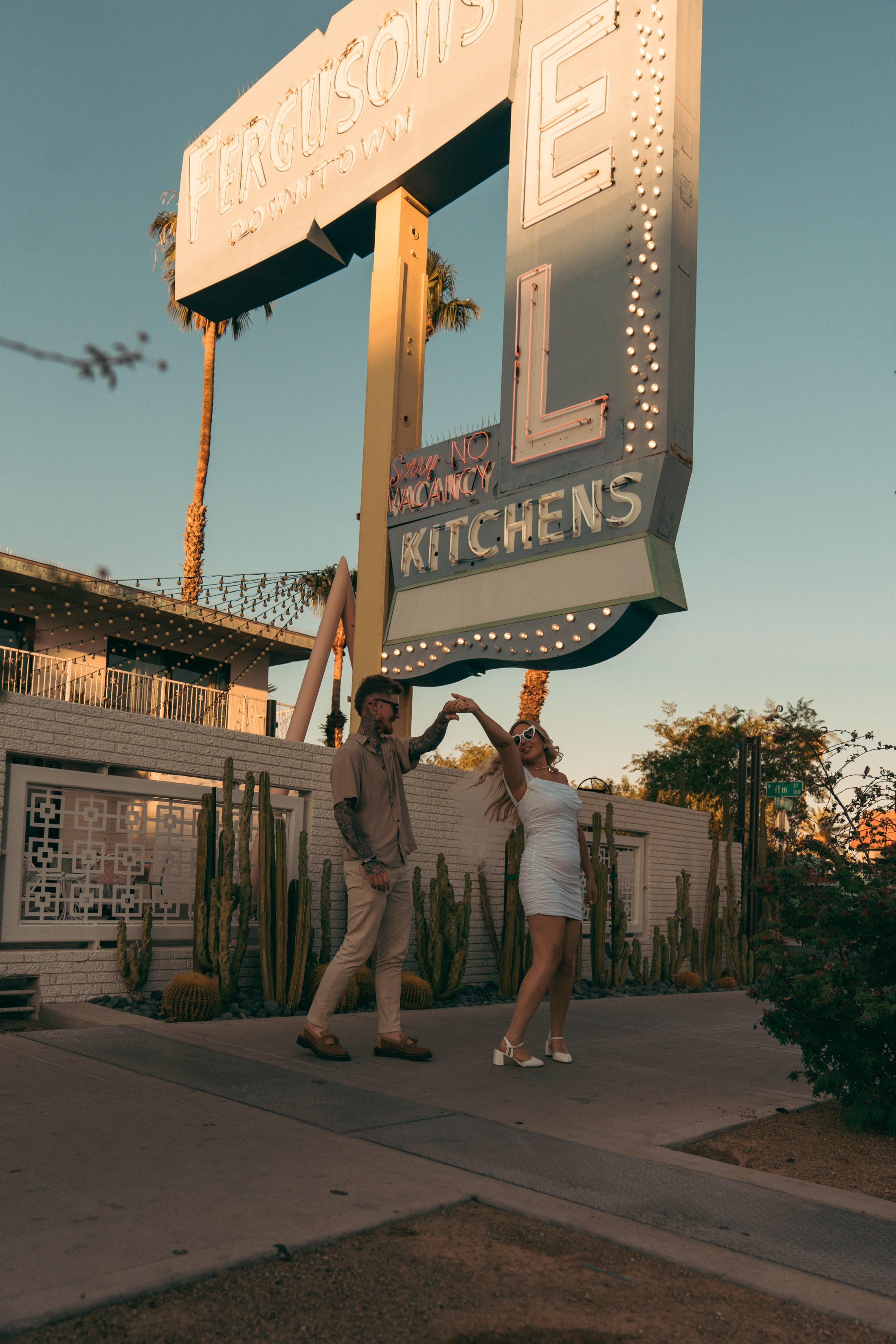 Nia& Joe. Wedding & elopement photographer Viktoriya Kravtsov. Las Vegas