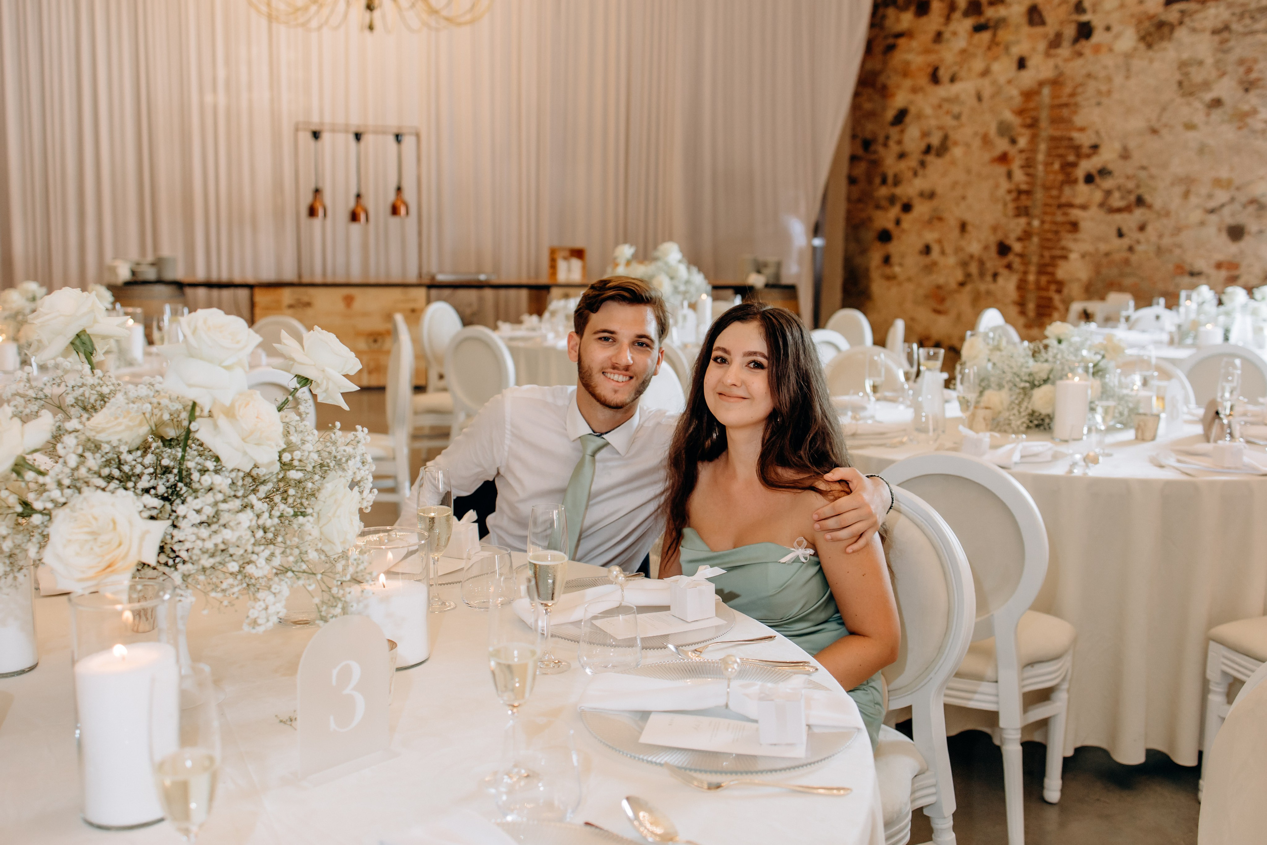 Wedding moments at Na Kmine