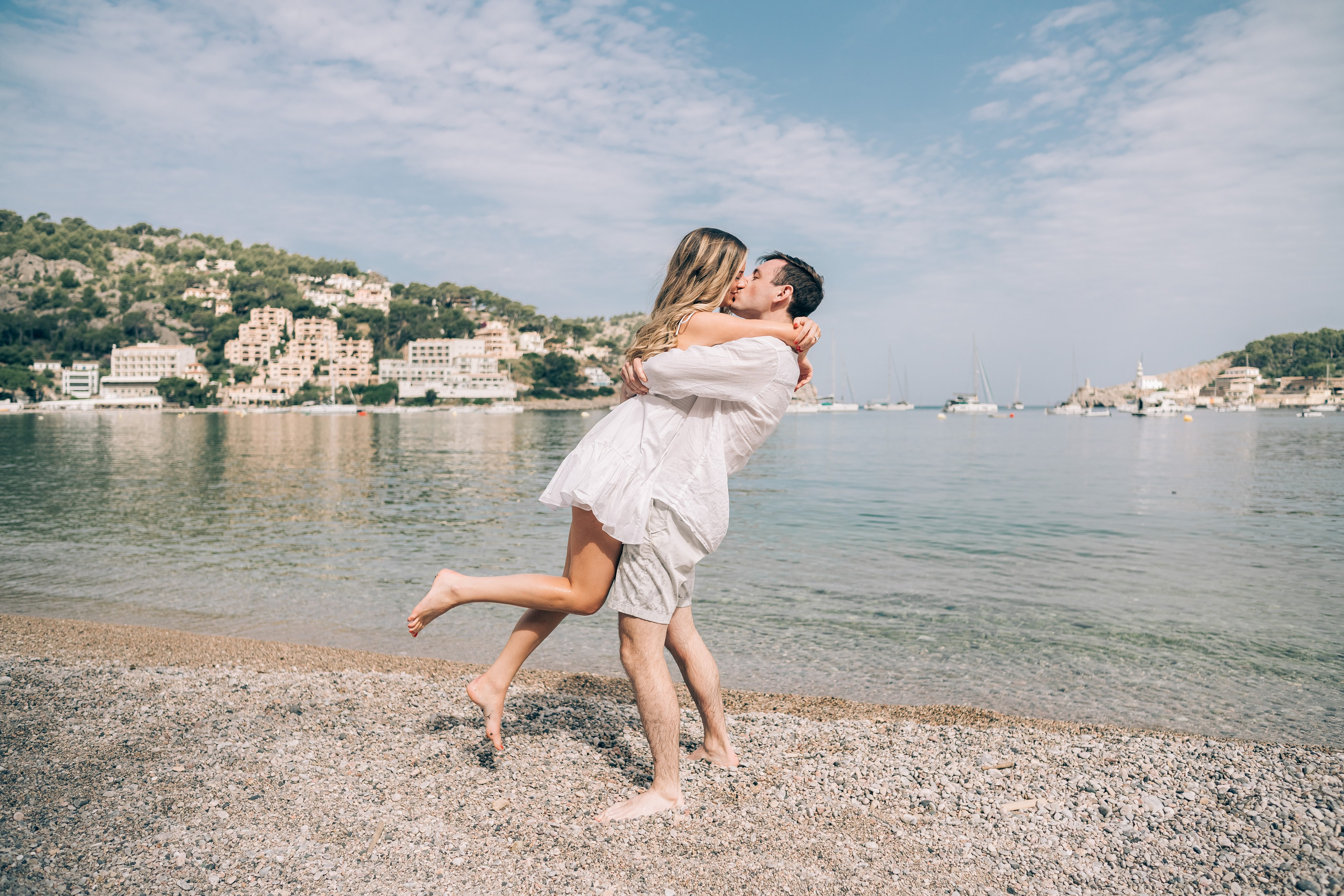 Relaxed Couple Session in Mallorca — Citrus Fields & Seaside. Фотограф у Пальма де Майорка